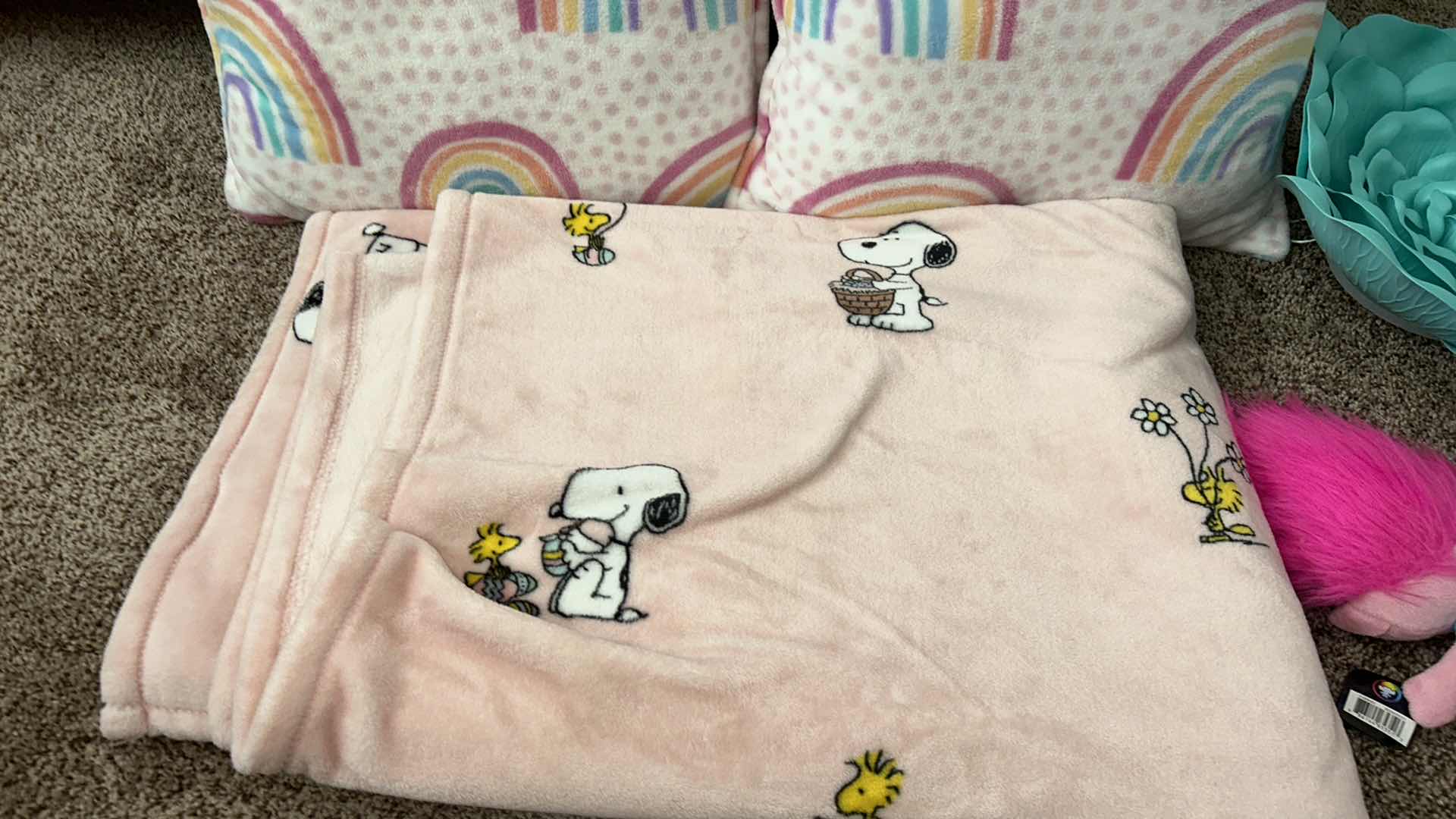 Photo 1 of GIRLS ROOM ASSORTMENT