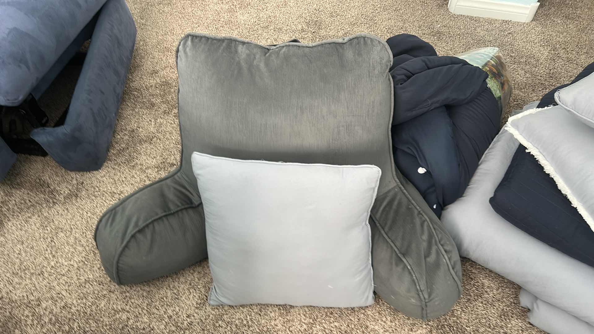 Photo 1 of FULL SIZE BEDDING AND PILLOWS