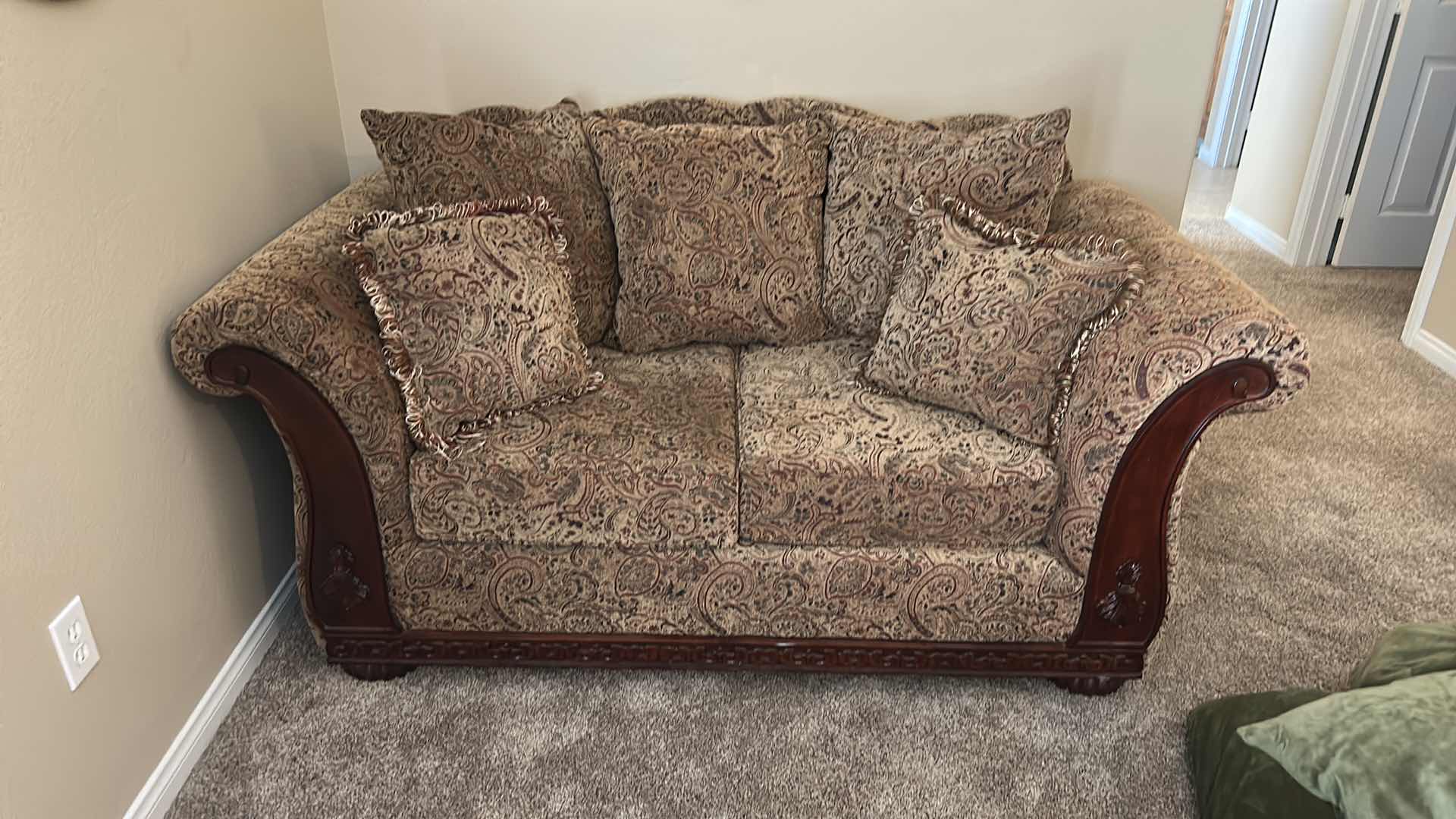 Photo 1 of 6’ KENSINGTON LOVESEAT BRECKENRIDGE CHAMOIS