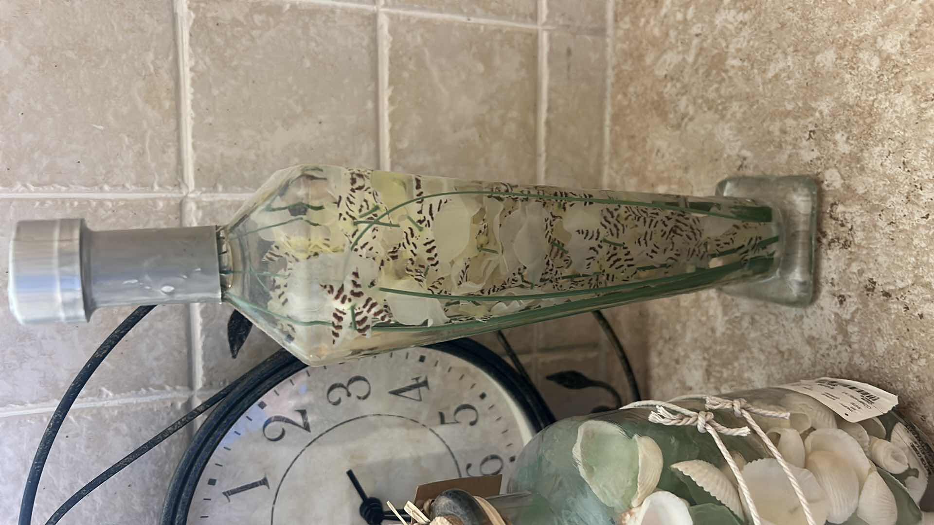 Photo 1 of HOME DECOR AND ACCESSORIES