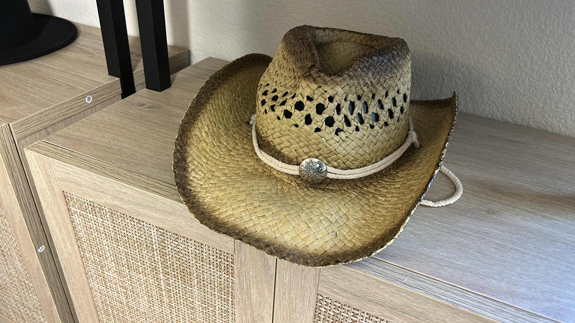 Photo 1 of 6 MENS HATS