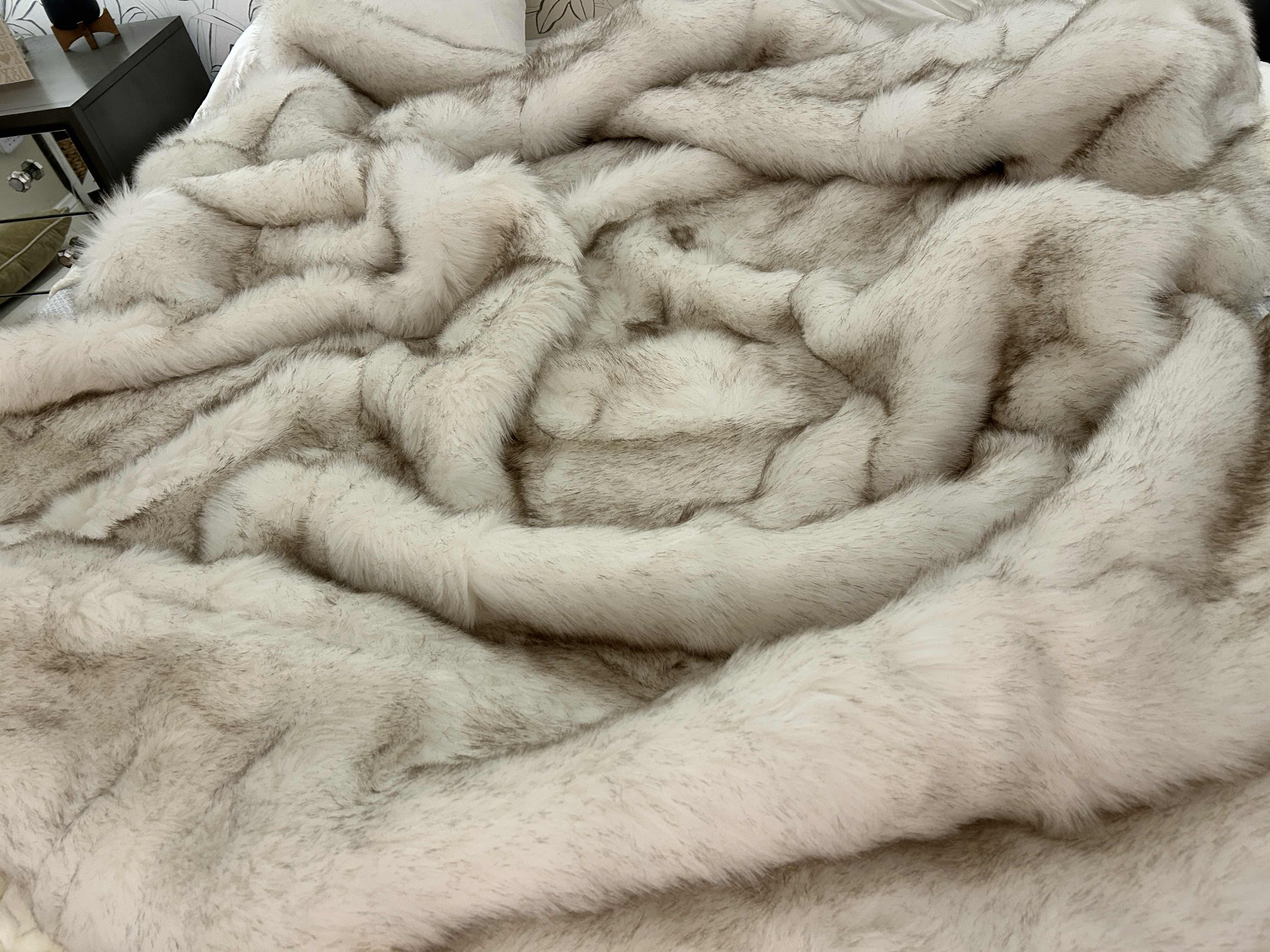 Photo 1 of RESTORATION HARDWARE EXOTIC ARCTIC WHITE MINK FAUX FUR THROW LARGE
