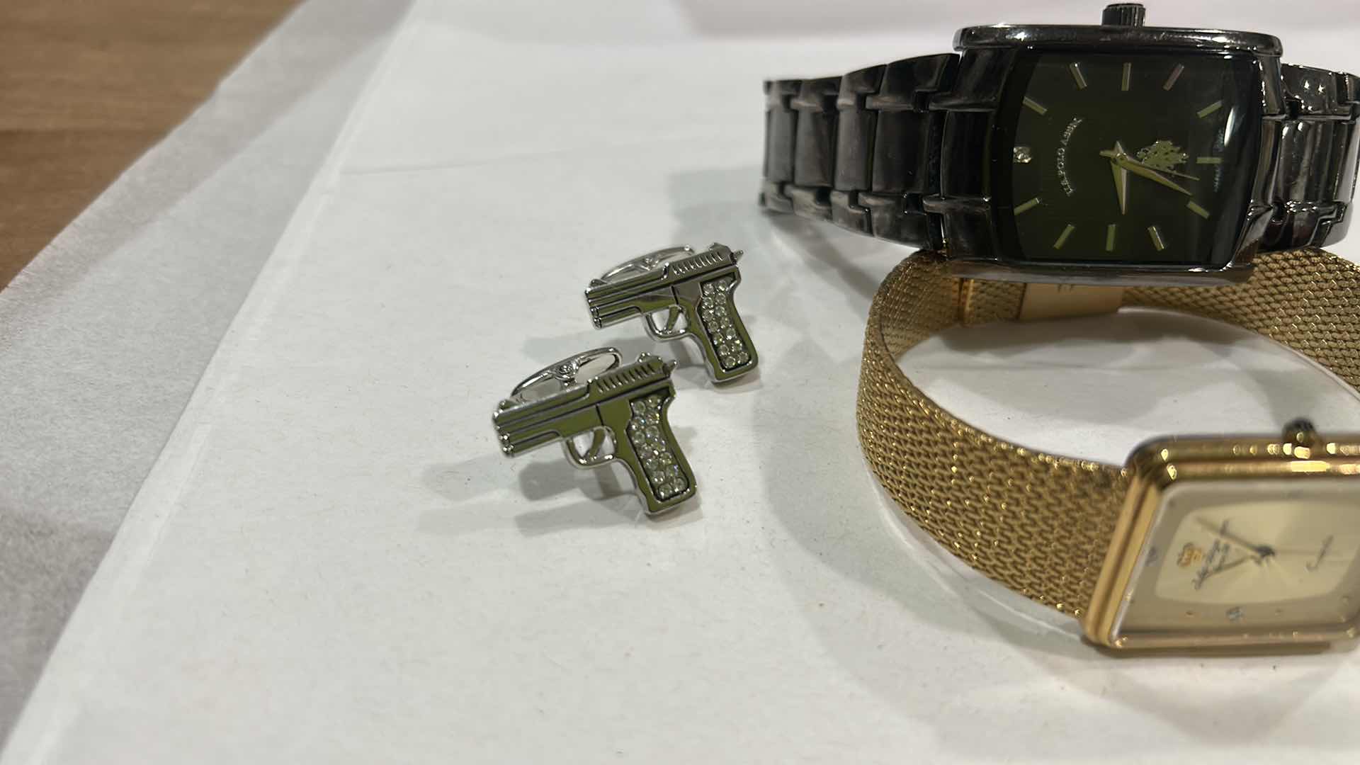 Photo 1 of MENS JEWELRY AND WATCH ASSORTMENT