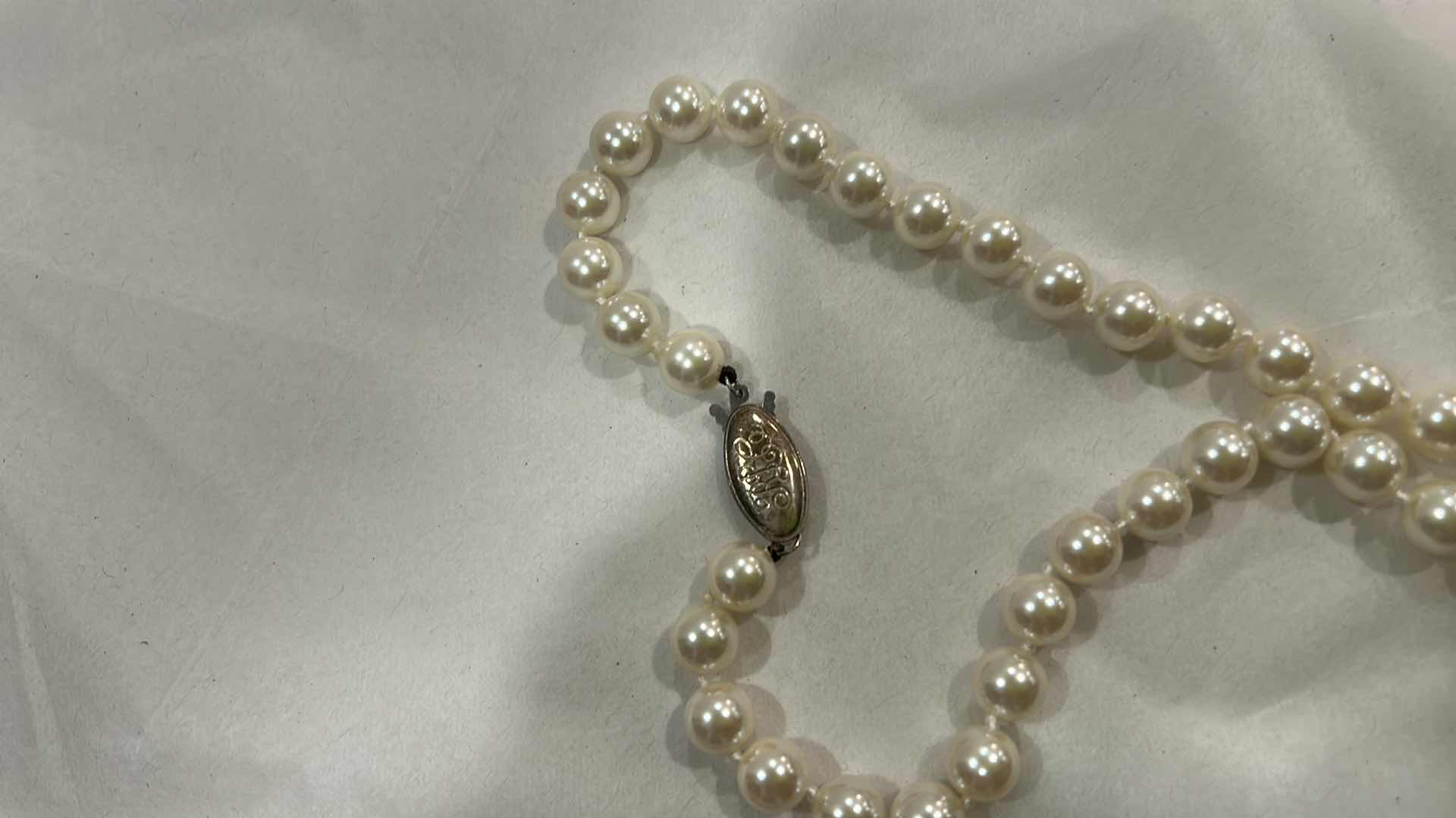 Photo 1 of 3 CULTURED PEARLS  NECKLACES  – STERLING CLASP – WHITE & CHAMPAGNE TONES (PEARLS NOT PROFESSIONALLY TESTED)