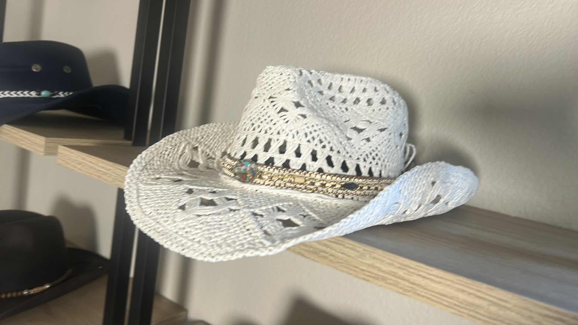 Photo 1 of 8 WESTERN STYLE COWGIRL/COWBOY HATS