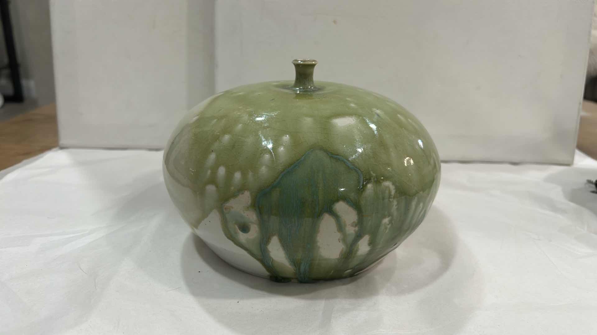 Photo 1 of HANDMADE GLAZED CERAMIC POTTERY 8” x H5 1/2”