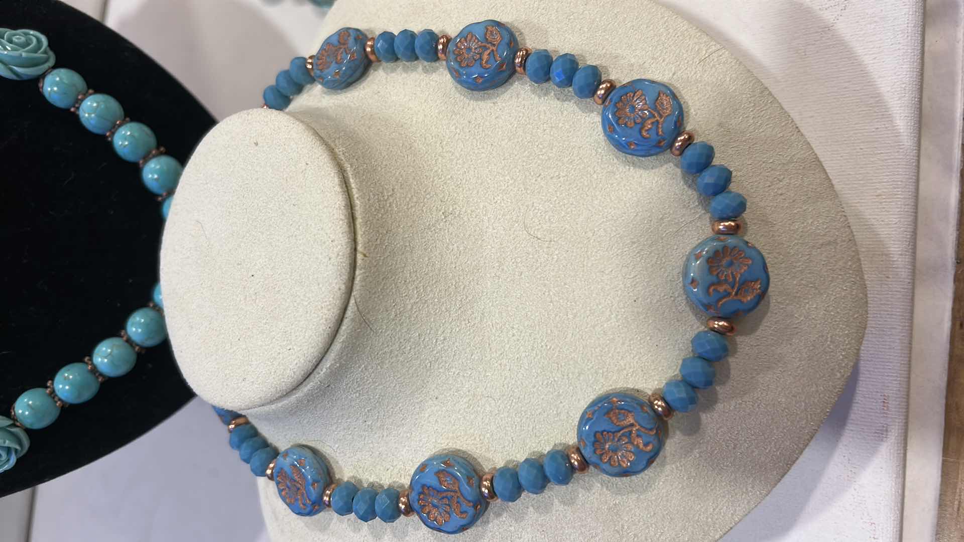 Photo 1 of FASHION JEWELRY- 5 NECKLACES