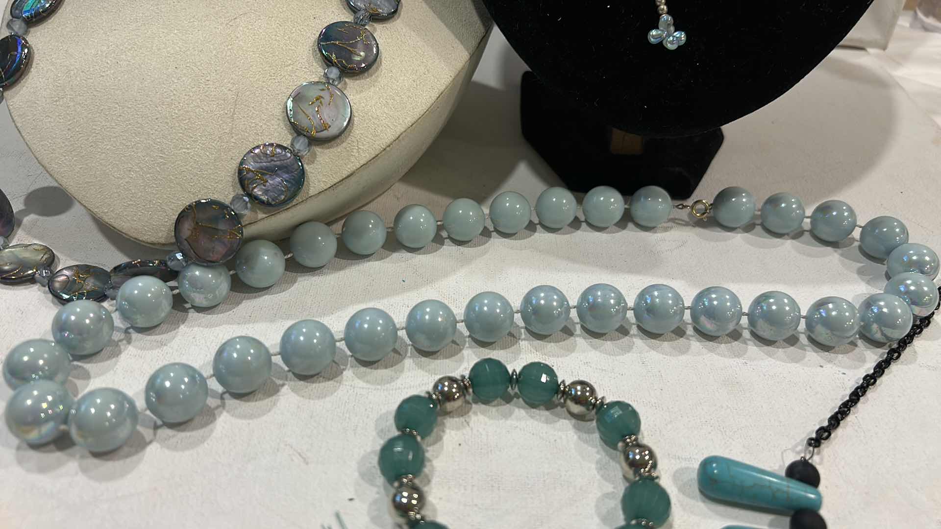 Photo 1 of FASHION JEWELRY- 4 NECKLACES & 1 BRACELET