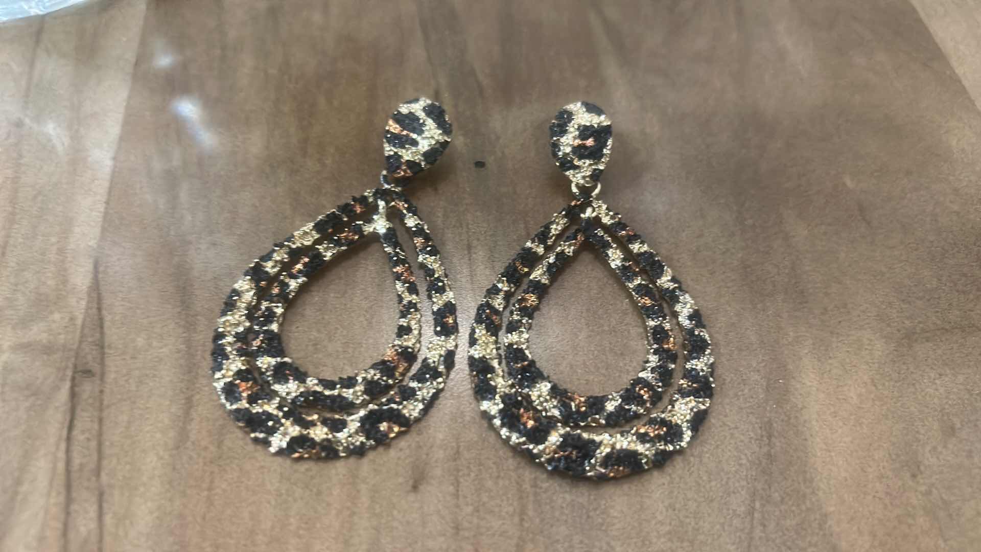 Photo 1 of FASHION JEWELRY- 3 PAIRS PIERCED EARRINGS