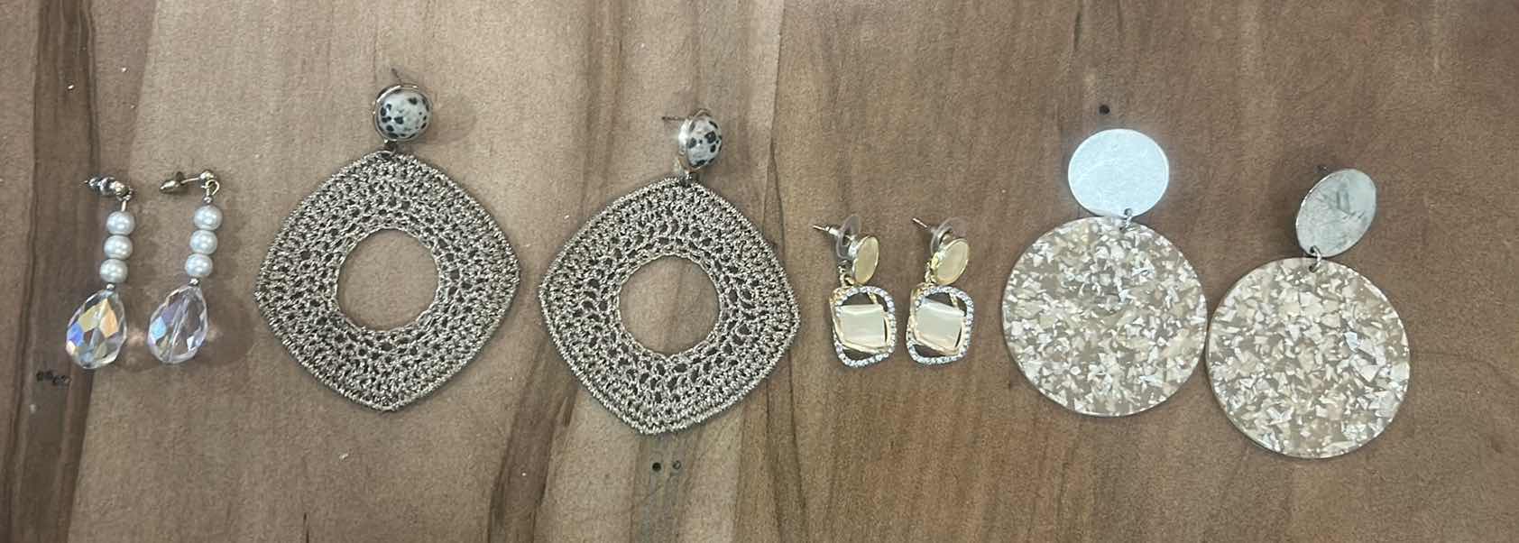 Photo 1 of FASHION JEWELRY- 4 PAIRS PIERCED EARRINGS