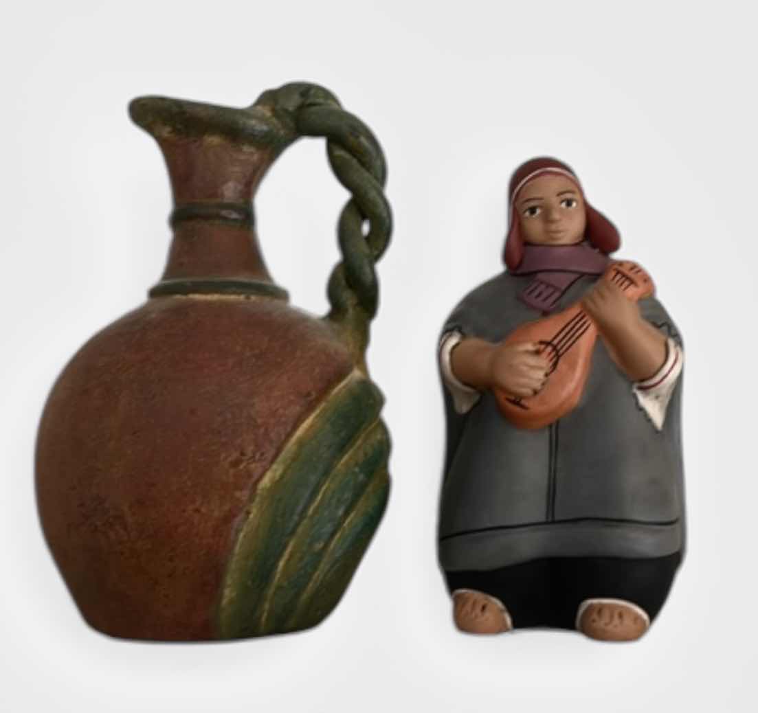 Photo 1 of 2 PIECES POTTERY (TALLEST H9.5”)