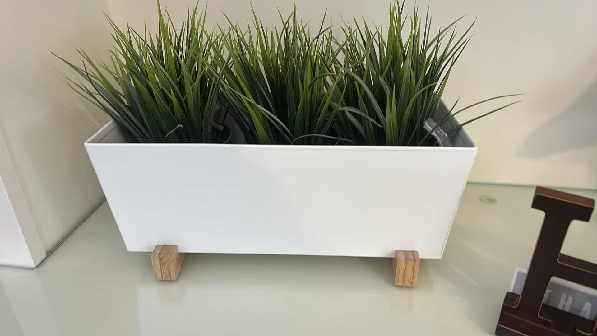 Photo 1 of 3 PC HOME DECOR (PLANTER 12 1/2 X 5 1/2 X H6”)