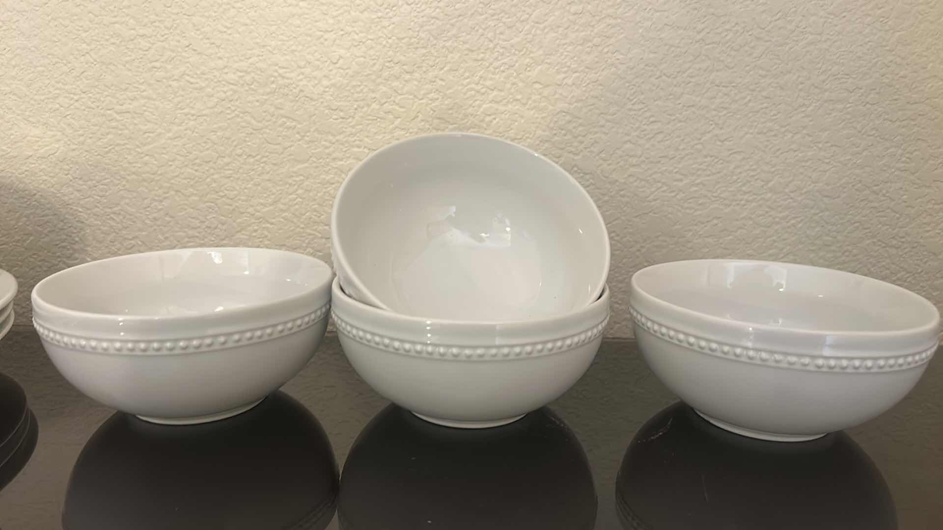Photo 1 of 14 PC THRESHOLD PORCELAIN  DINNERWARE & GRAVY DISH