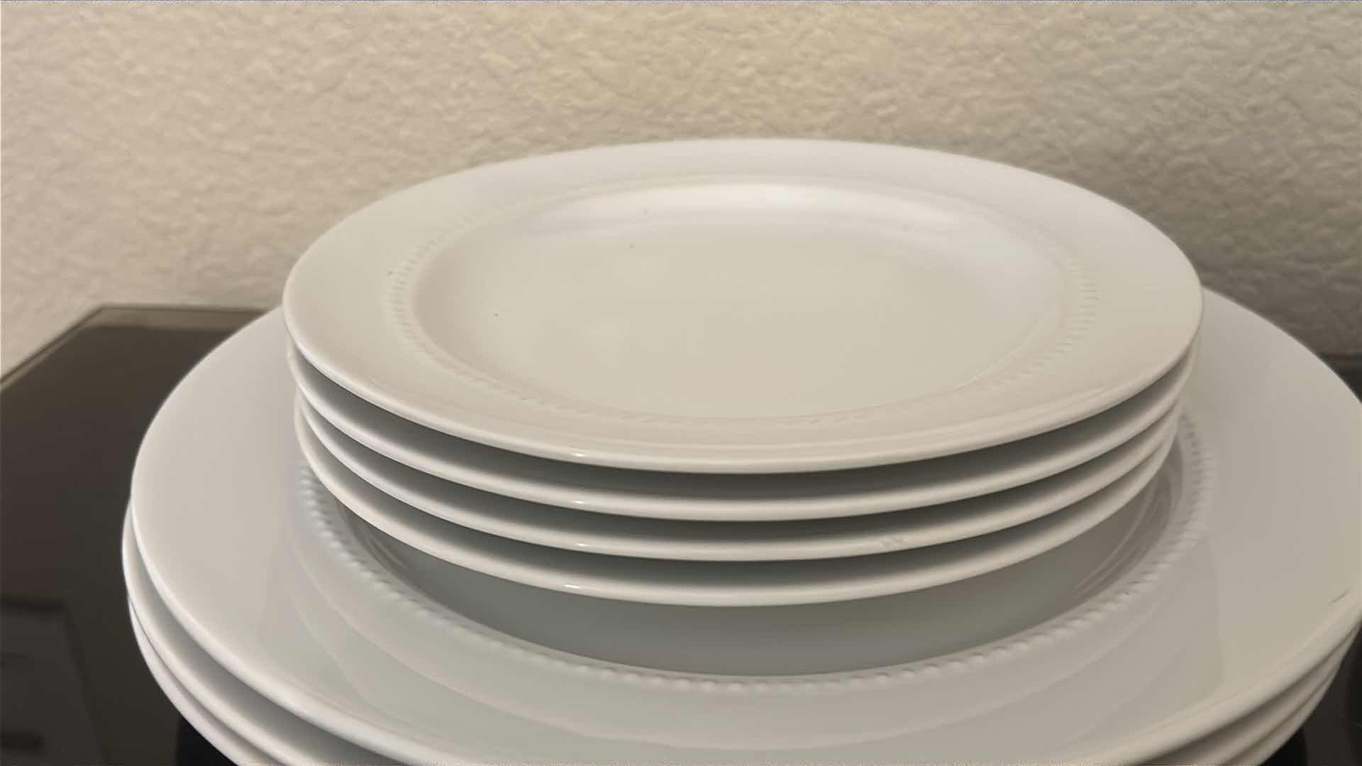 Photo 1 of 14 PC THRESHOLD PORCELAIN  DINNERWARE & GRAVY DISH