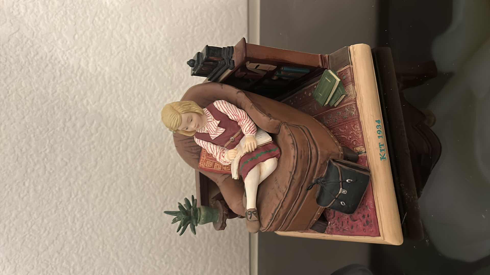 Photo 1 of 4 PORCELAIN PIECES (LARGEST H7.5”)