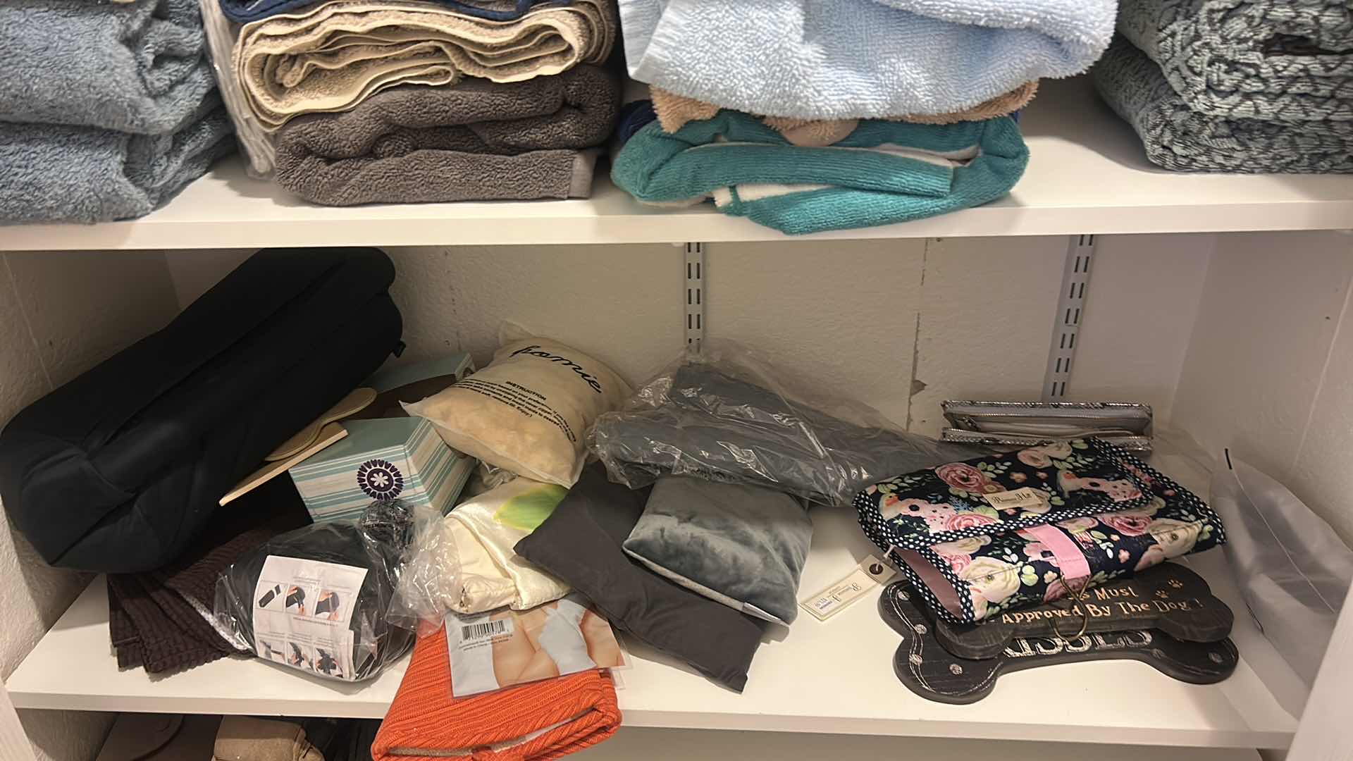Photo 1 of CONTENTS OF LINEN CLOSET