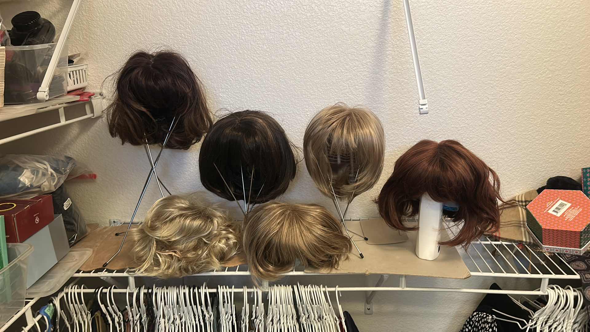 Photo 1 of 6 WOMENS WIGS