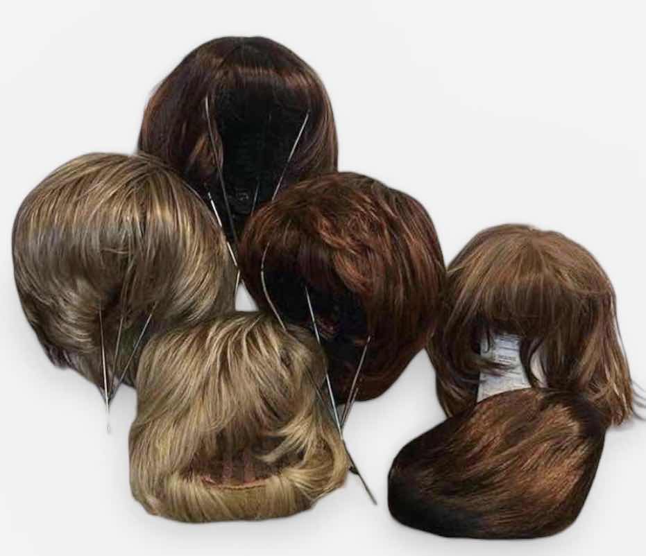 Photo 1 of 6 WOMENS WIGS