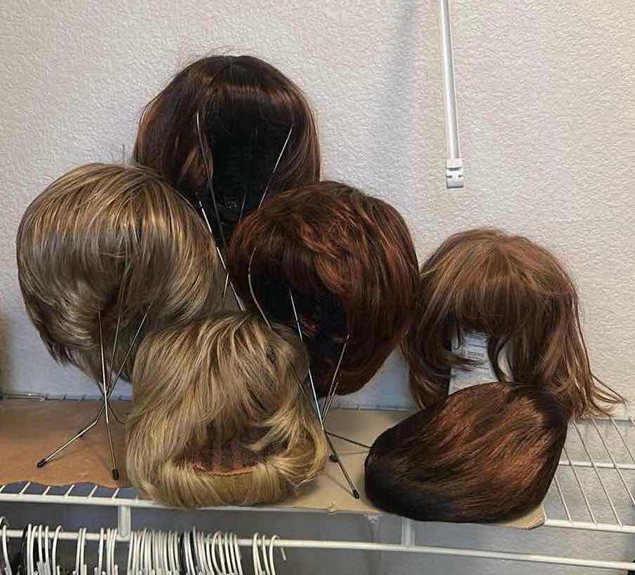 Photo 1 of 6 WOMENS WIGS