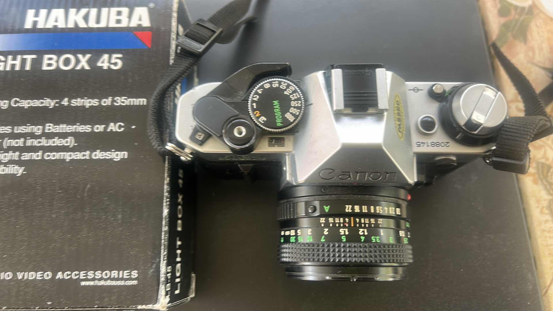 Photo 1 of CANON CAMERA AND LIGHT BOX