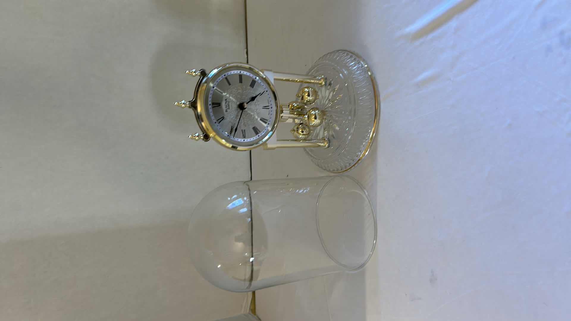 Photo 1 of BULOVA GLASS DOME Q QUARTZ TABLE CLOCK