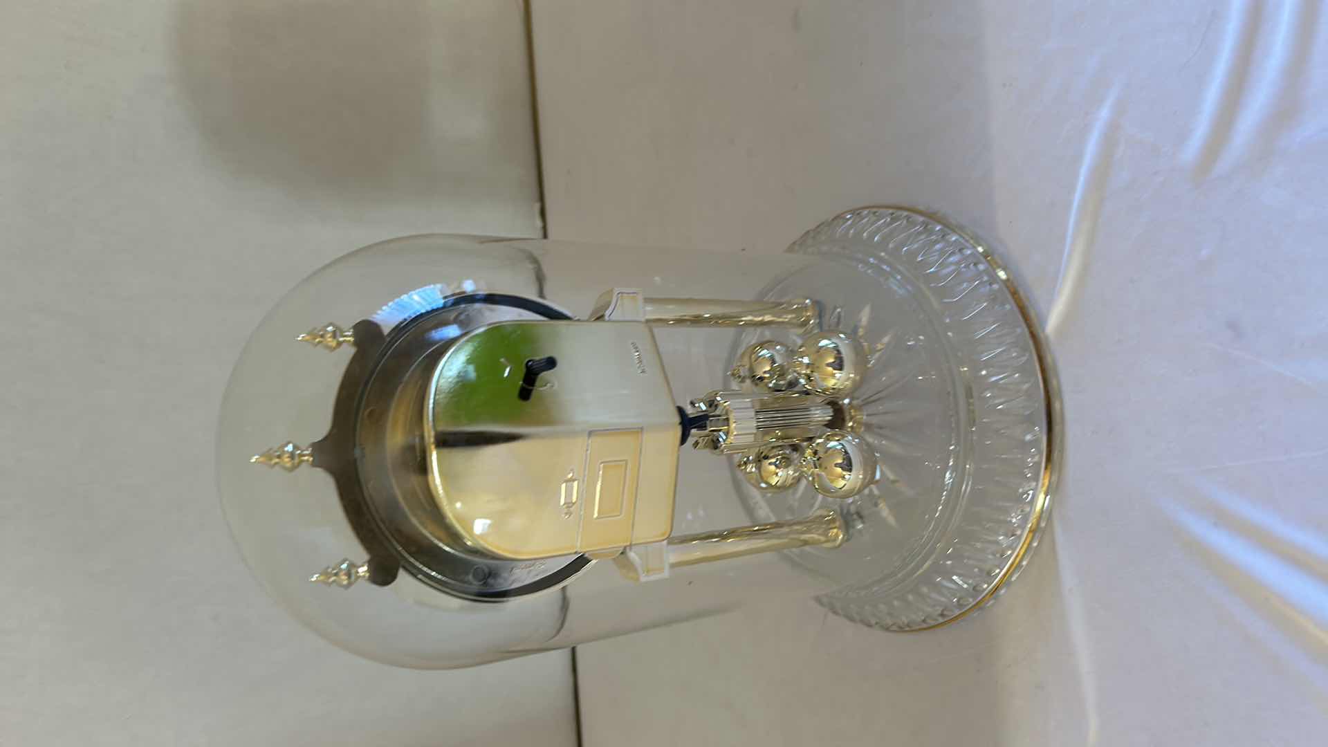 Photo 1 of BULOVA GLASS DOME Q QUARTZ TABLE CLOCK