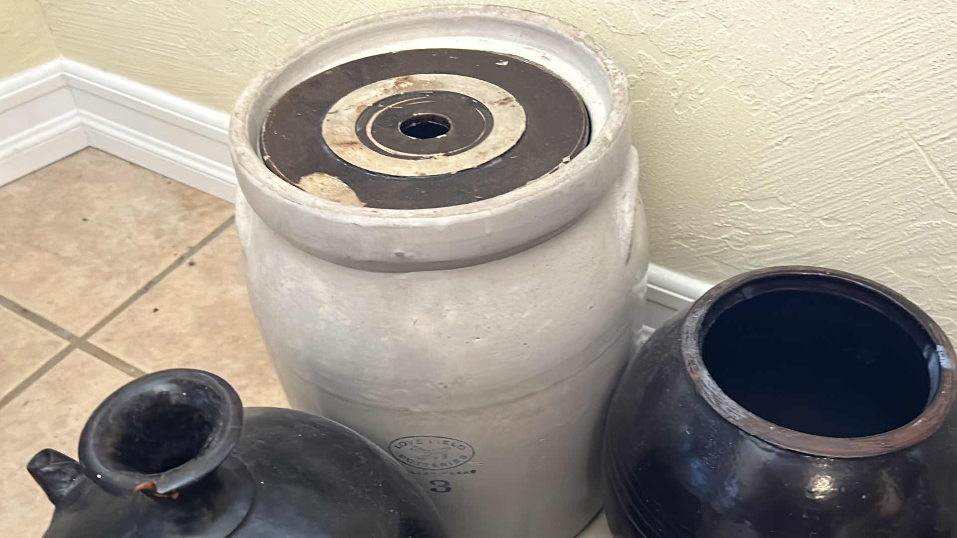 Photo 1 of ASSORTED CLAY POTS (5)