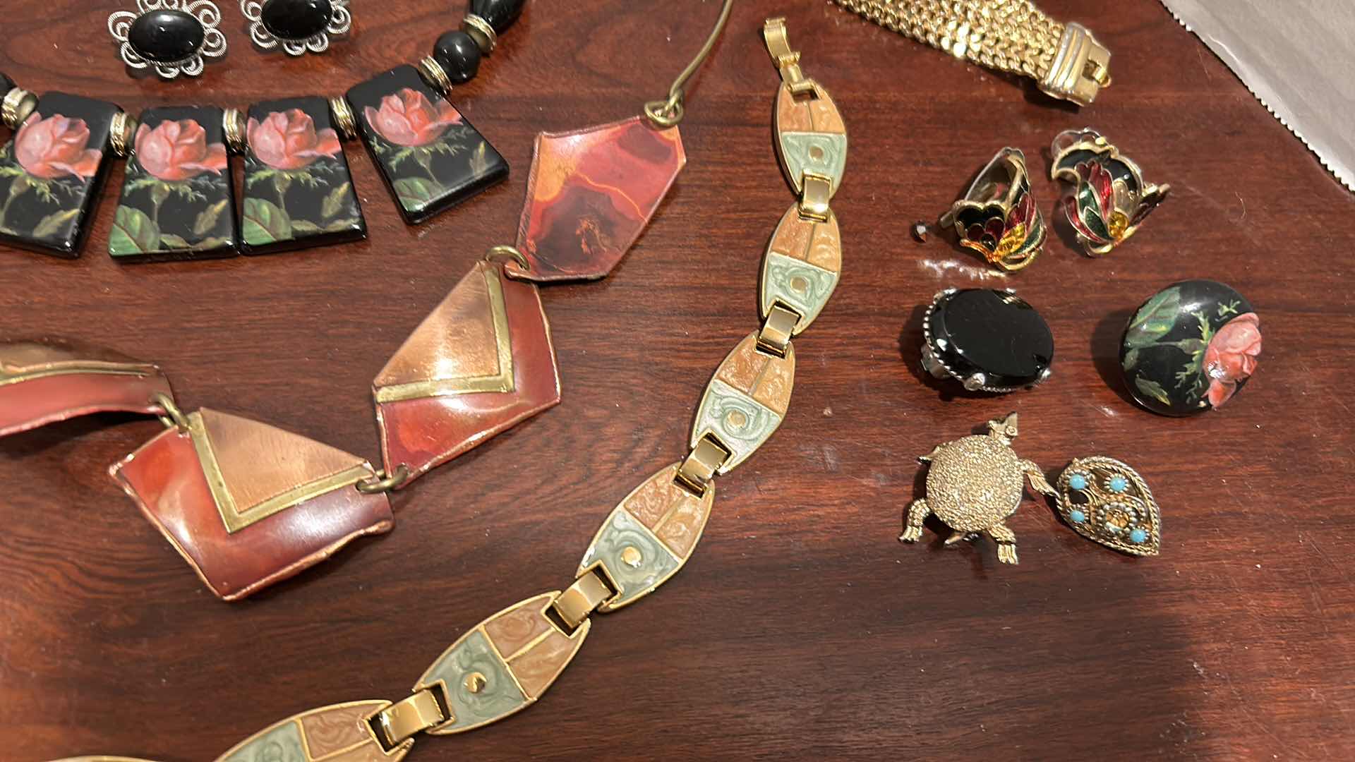 Photo 1 of ASSORTED COSTUME JEWELRY