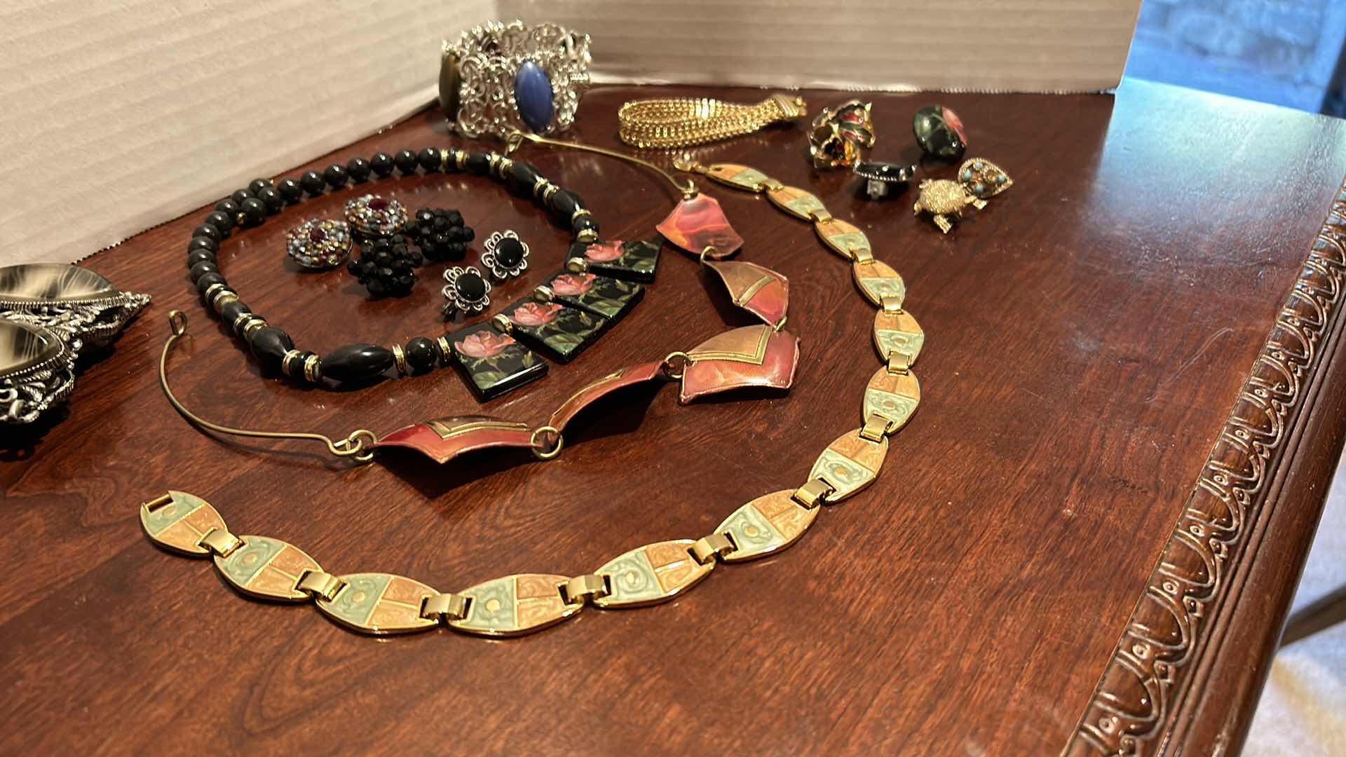 Photo 1 of ASSORTED COSTUME JEWELRY