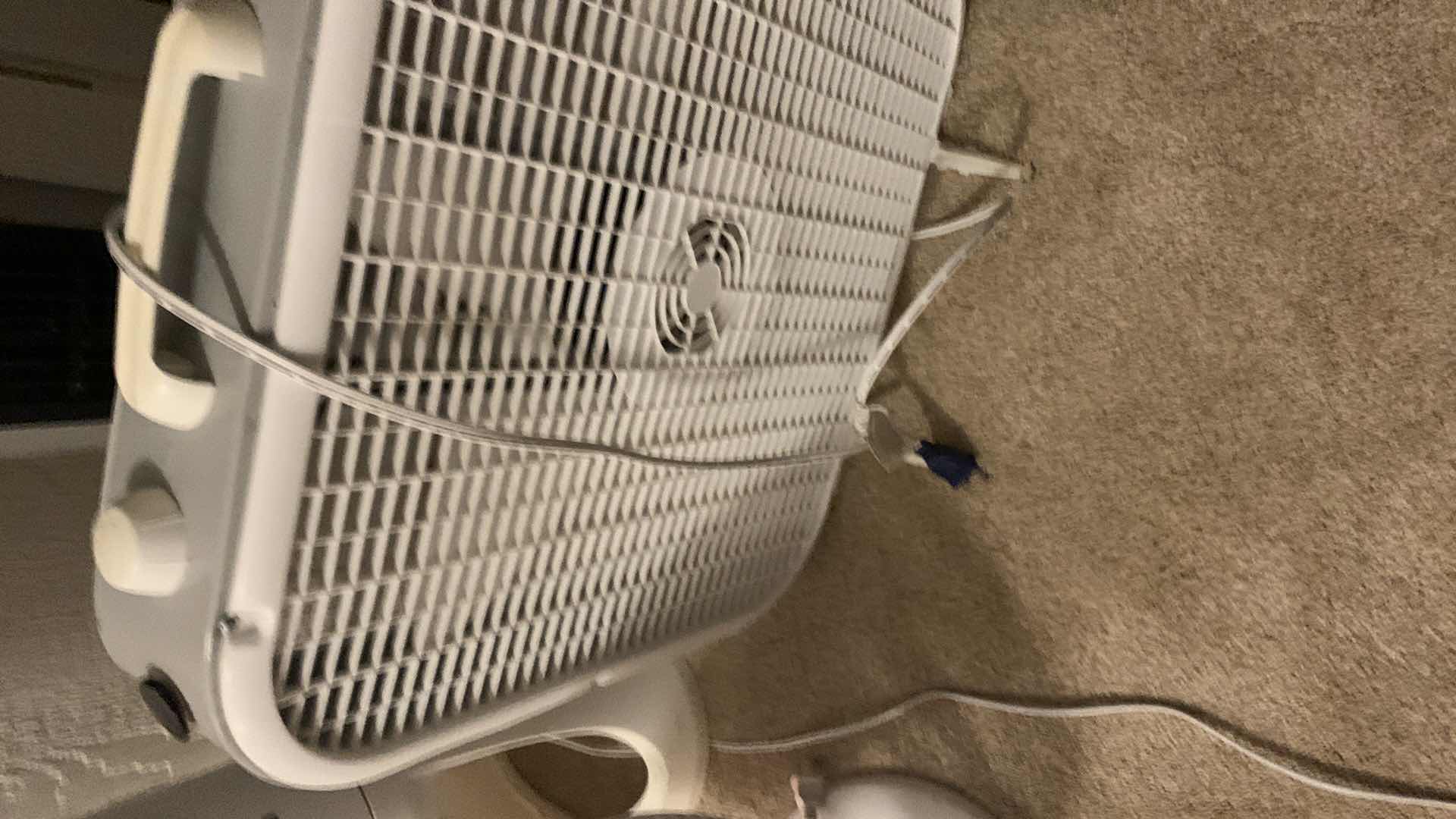 Photo 1 of 4-FANS