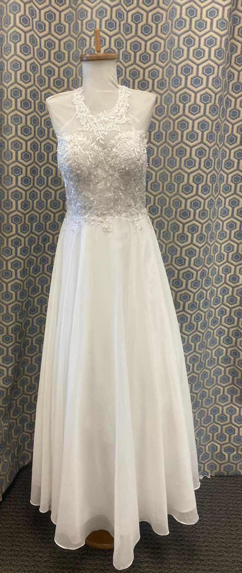 Photo 1 of BRIDAL GOWN  “MAY QUEEN” IVORY CREPE LACE & PEARLS SIZE 10