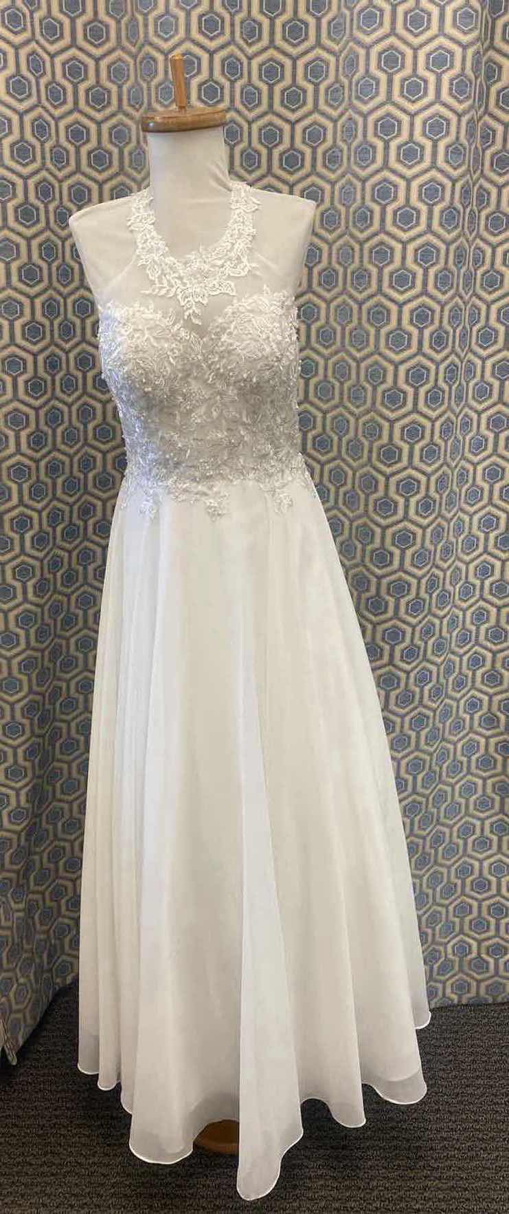Photo 1 of BRIDAL GOWN  “MAY QUEEN” IVORY CREPE LACE & PEARLS SIZE 10