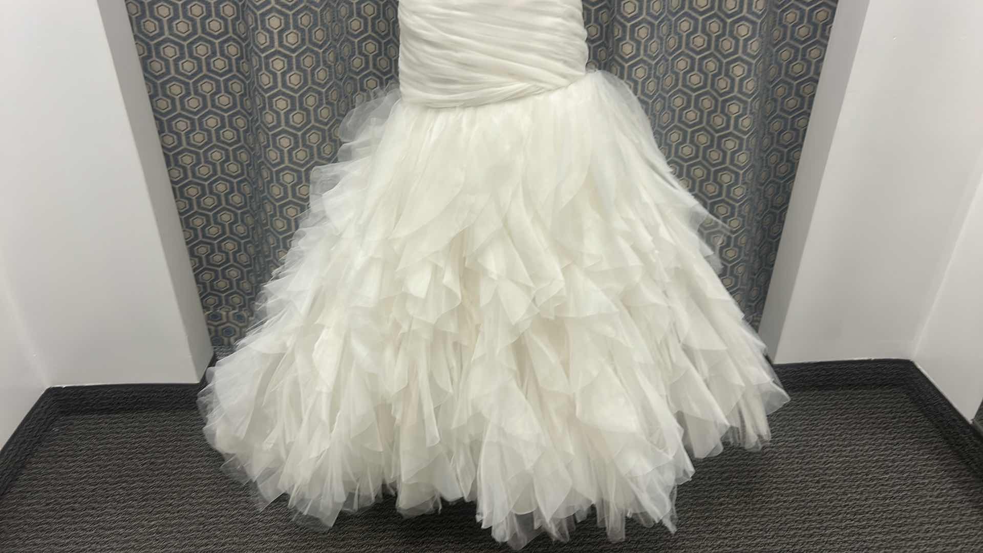 Photo 1 of BRIDAL GOWN “CASA BLANCA” MERMAID-STYLE WITH FITTED BODICE, IVORY TULLE SKIRT, SIZE 12 