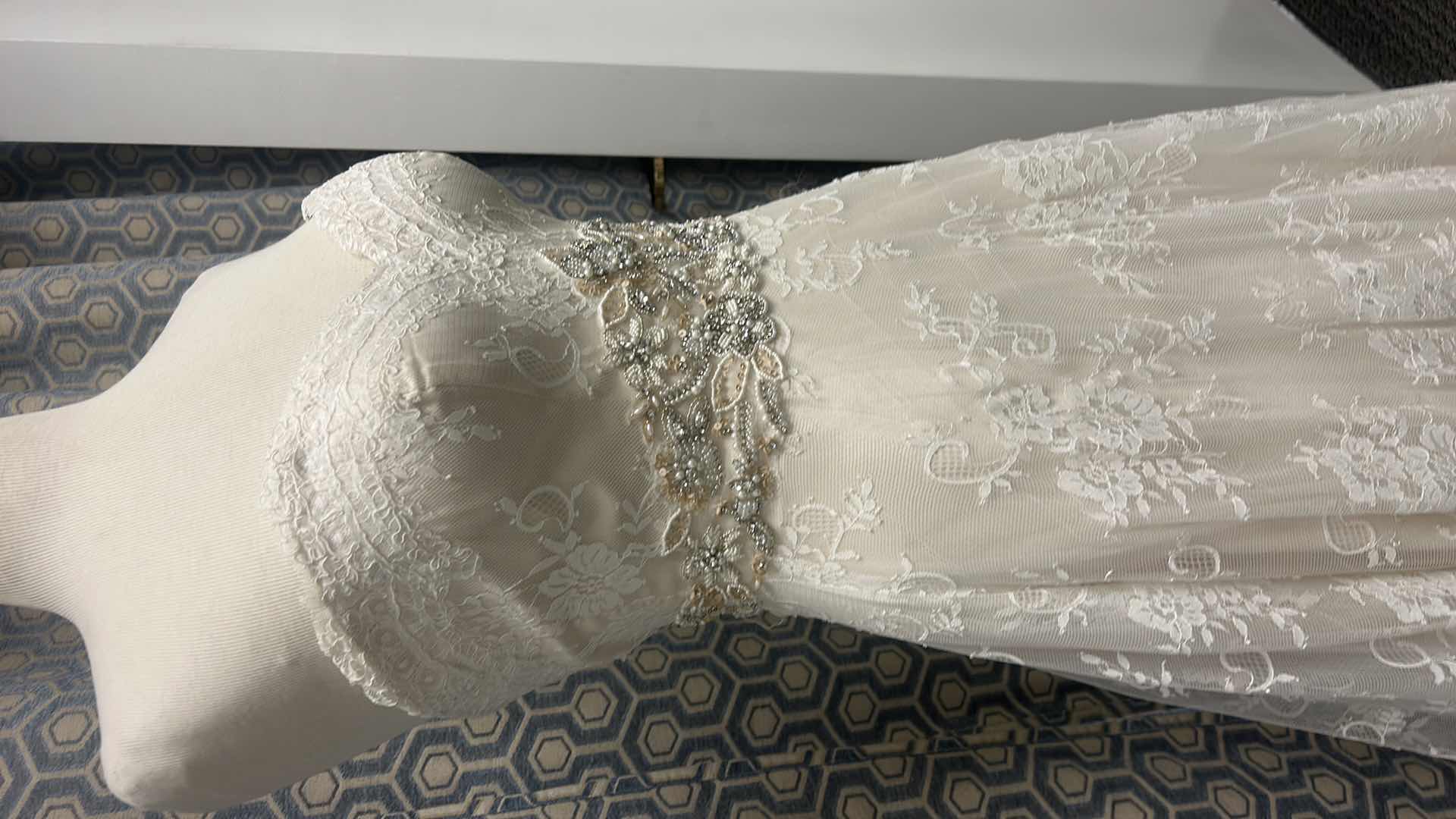 Photo 1 of BRIDAL GOWN “ JUSTIN ALEXANDER” STRAPLESS LACE WEDDING DRESS, SWEETHEART NECKLINE, BEADED WAISTBAND SIZE 12 SHADE GOLD/IVORY 