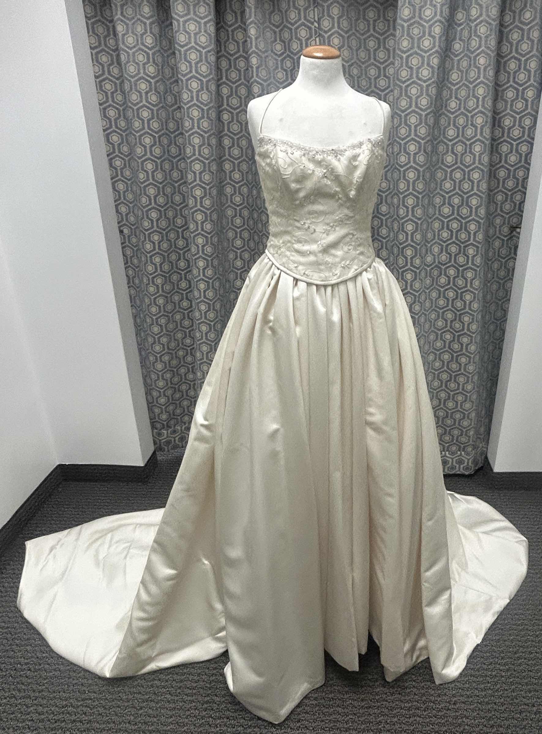 Photo 1 of BRIDAL GOWN “HAUTE COUTURE BY MAGGIE SOTTERO” IVORY SKIRT AND TOP SIZE 10 SILK/POLYESTER 