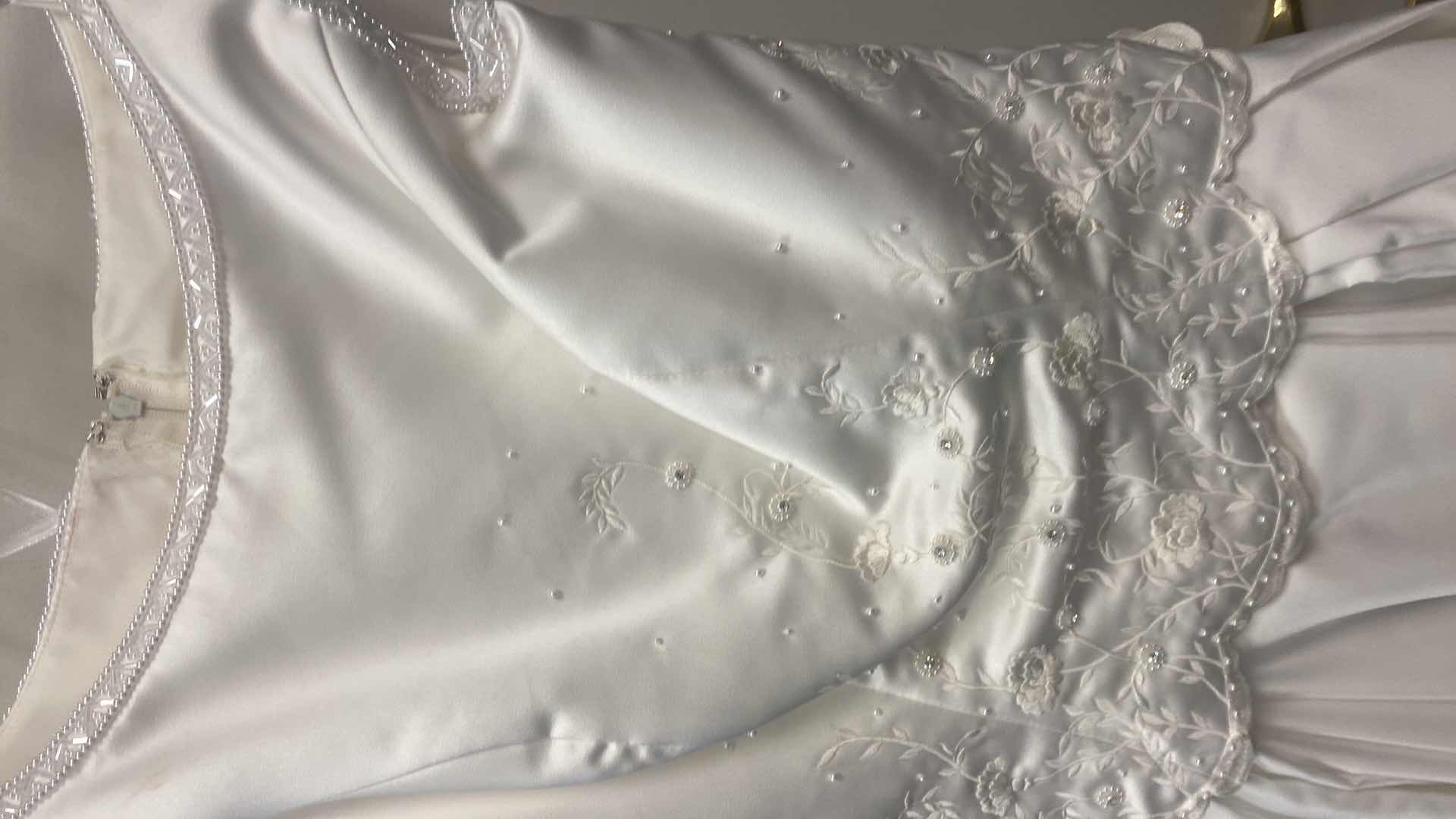 Photo 1 of BRIDAL GOWN “KATHIYN LA ‘COTT” IVORY SATIN CORSET SIZE 2