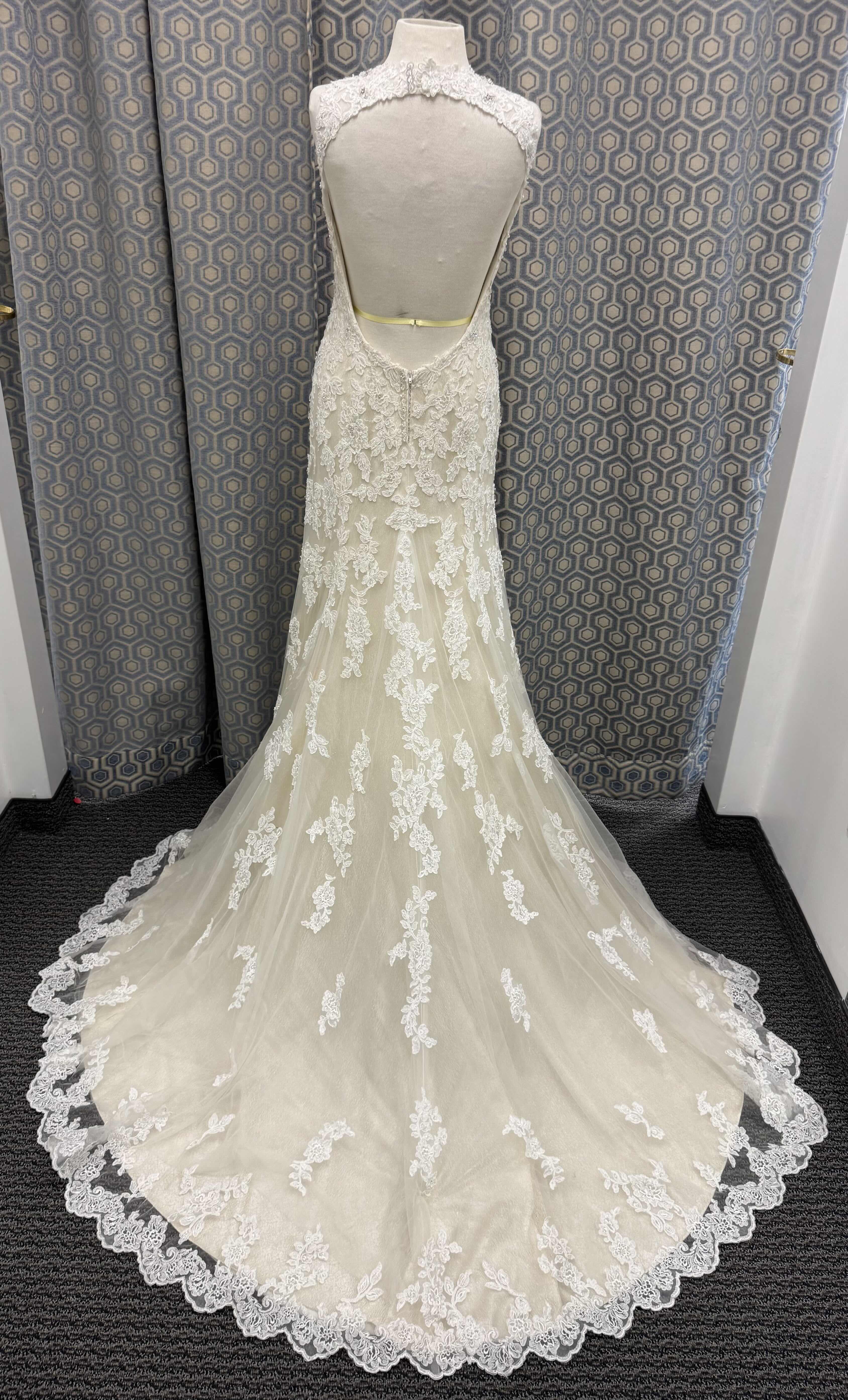 Photo 1 of BRIDAL GOWN "SOPHIA TOLLI" CRYSTAL BEADED LACE IVORY CREAM GOLD SIZE8