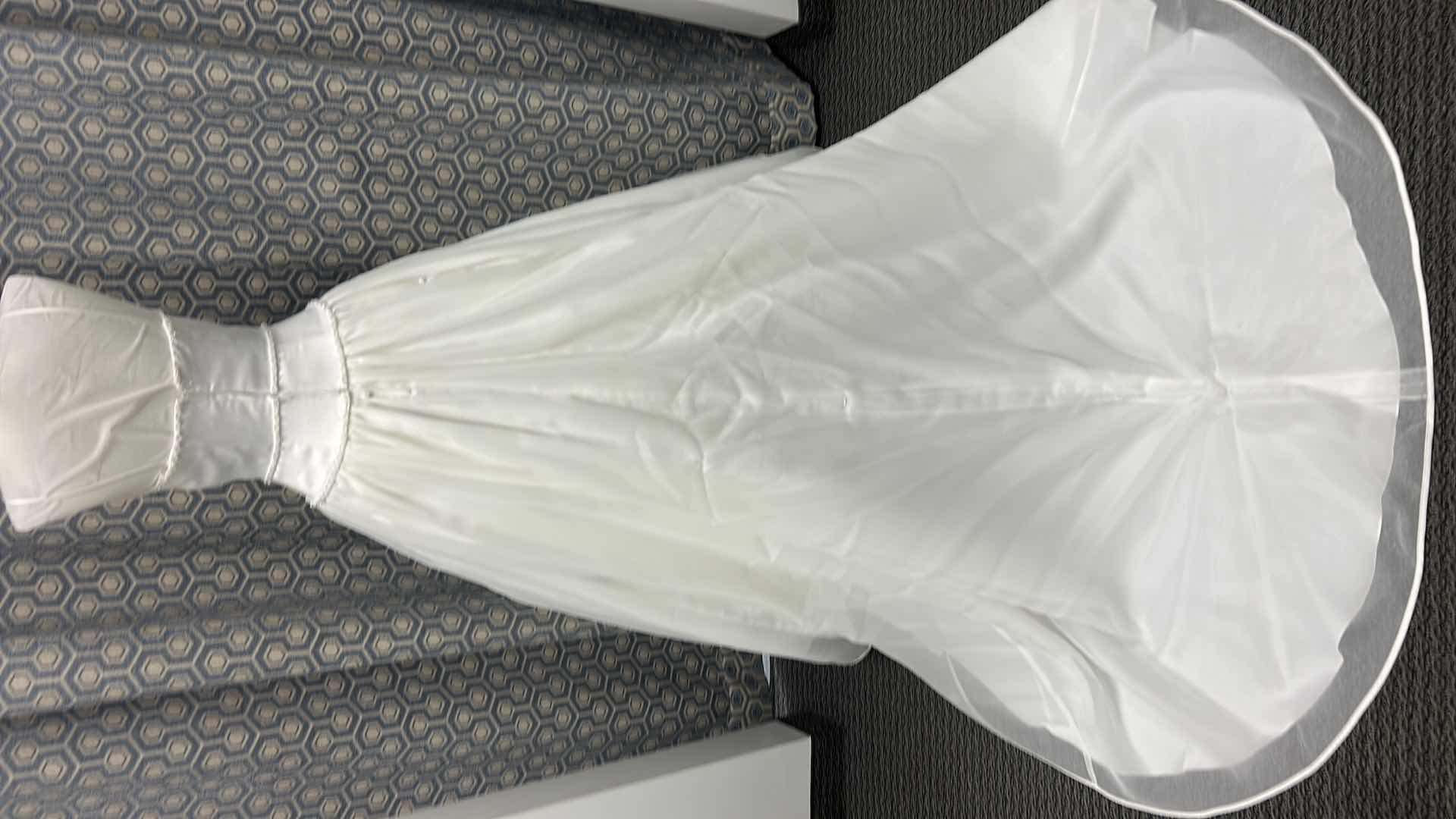 Photo 1 of BRIDAL GOWN, PALOMA BLANCA, IVORY, SIZE 8