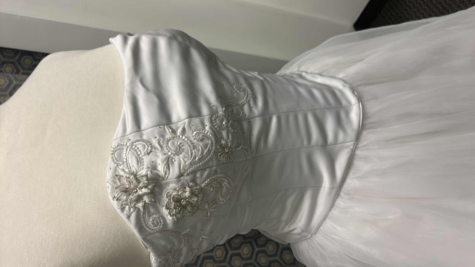 Photo 1 of BRIDAL GOWN, KATRYN LACROIX, WHITE, ONE-PIECE STRAPLESS A-LINE CHIFFON GOWN, SIZE 4, 