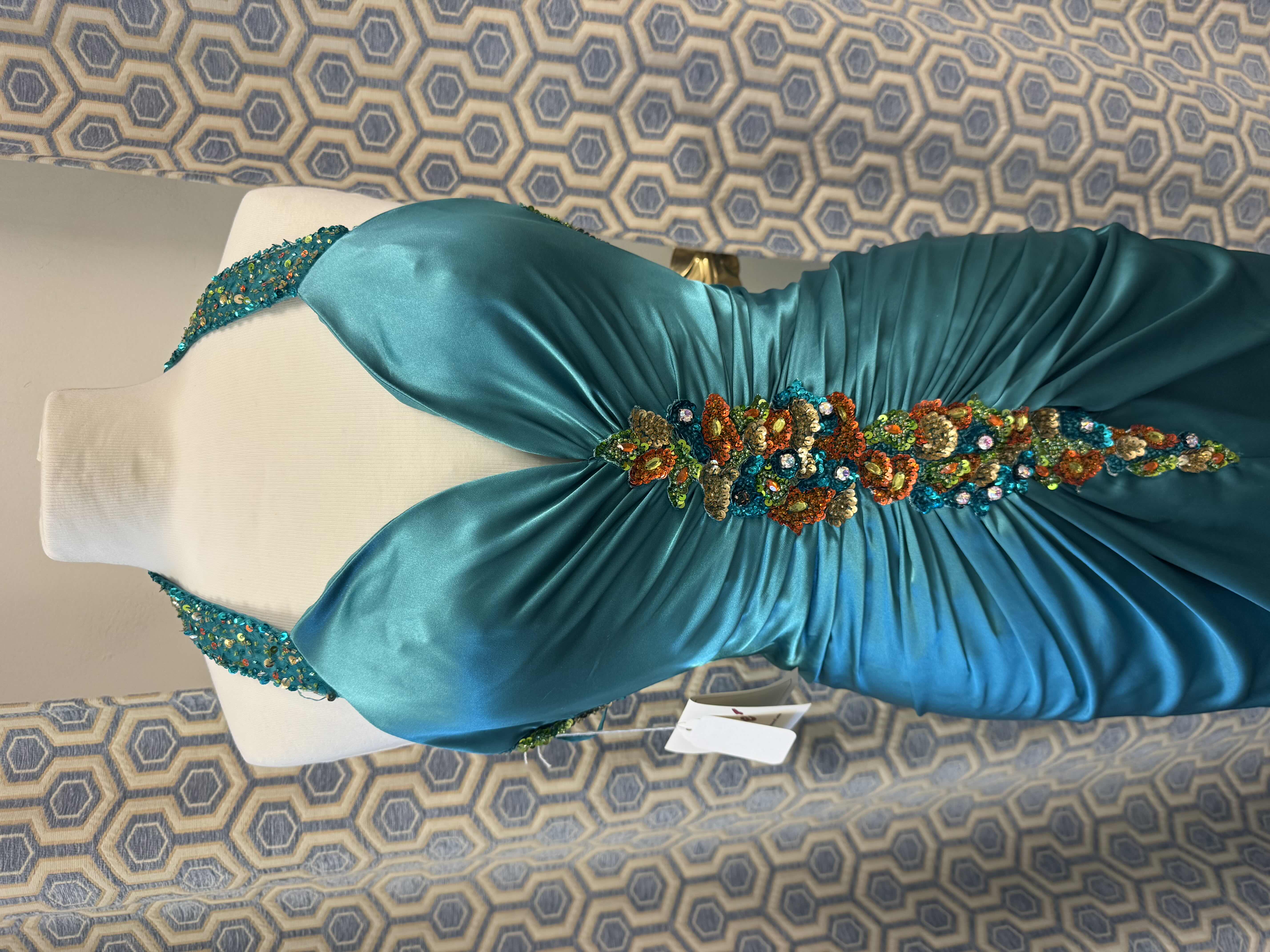 Photo 1 of EVENING GOWN CIRE A DIVISION OF LANDA TEAL SIZE 6