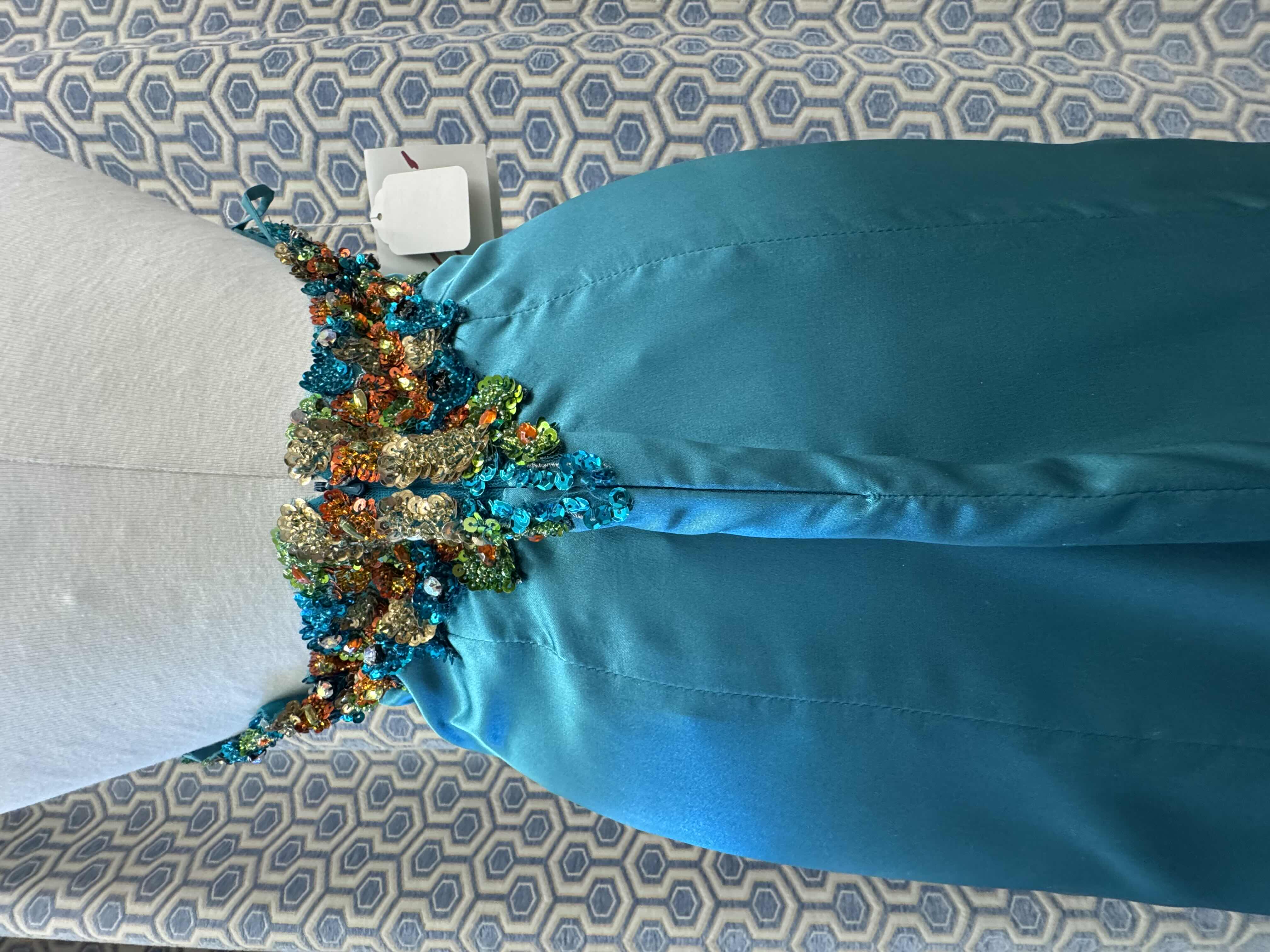 Photo 1 of EVENING GOWN CIRE A DIVISION OF LANDA TEAL SIZE 6