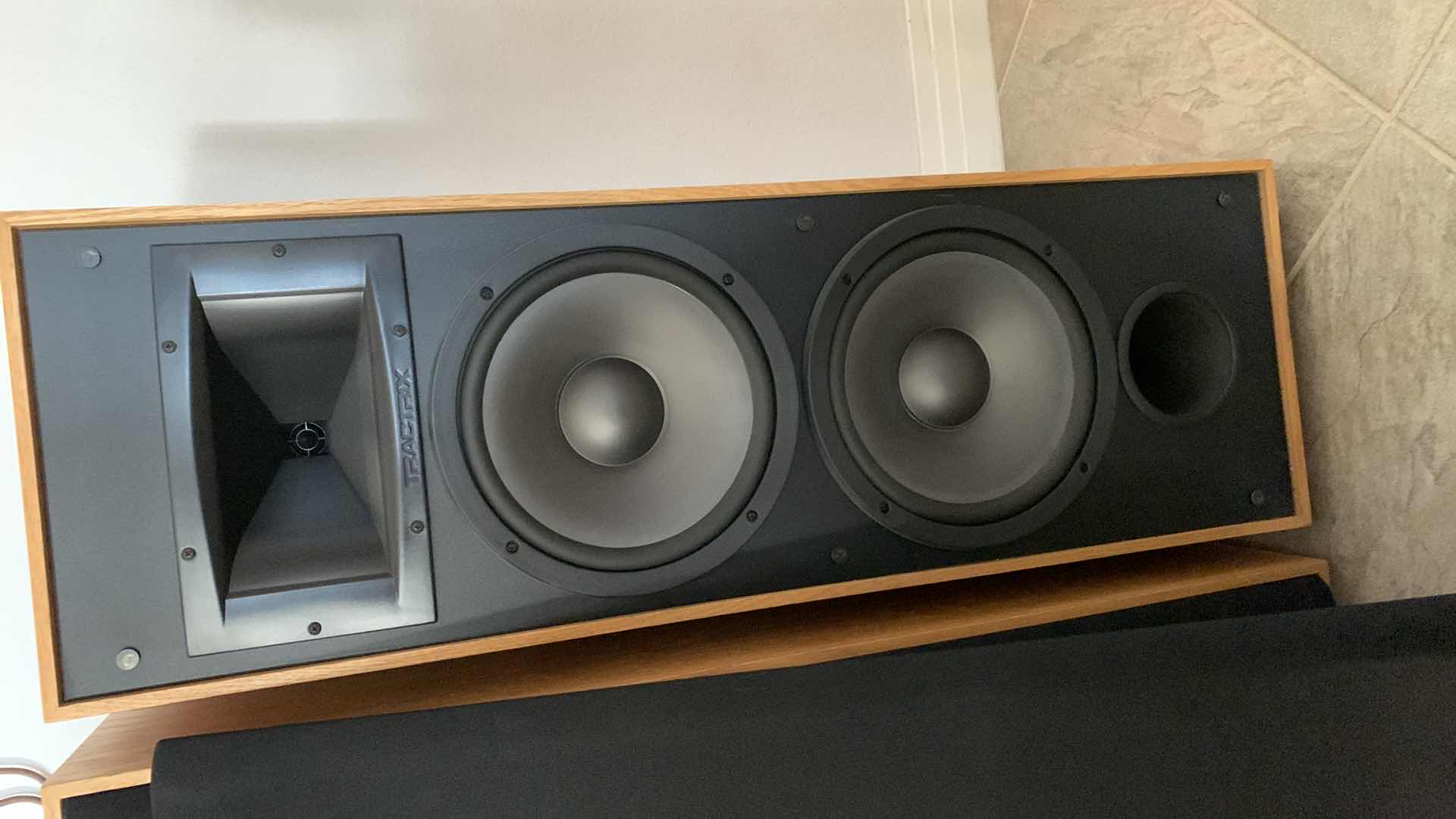 View 3 of 2-KLIPSCH KG 5.5 STEREO SPEAKERS IN LIGHT OAK