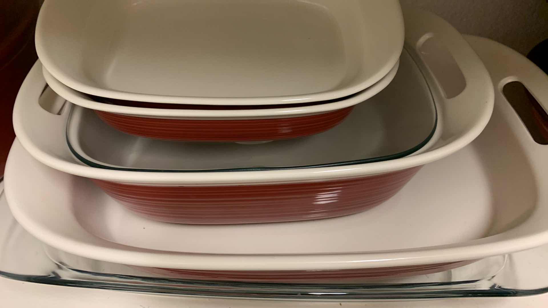 Photo 1 of ASSORTED CORNING WARE AND CASSEROLE DISH