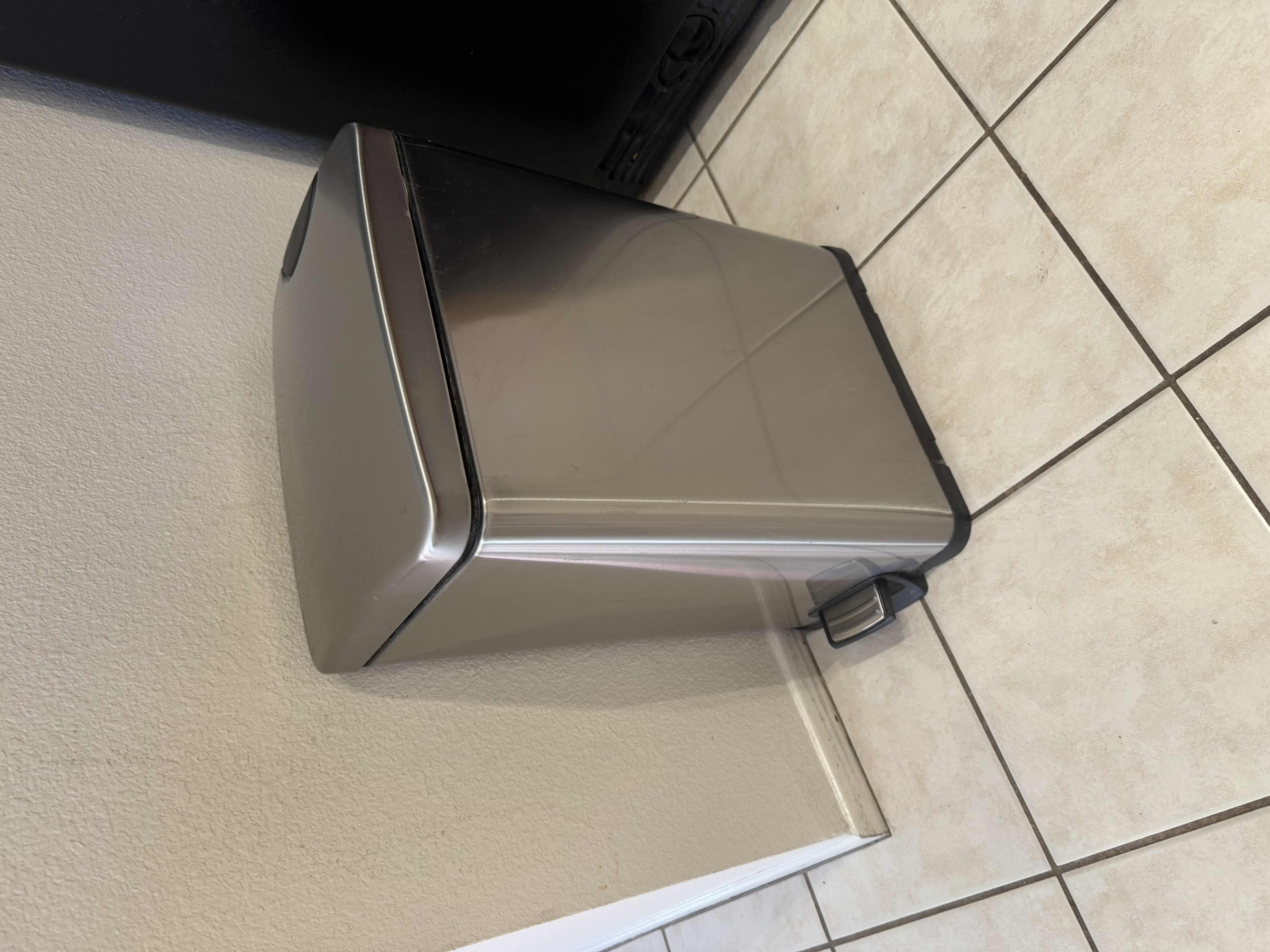 Photo 1 of 22” TRASH CAN WITH PEDAL