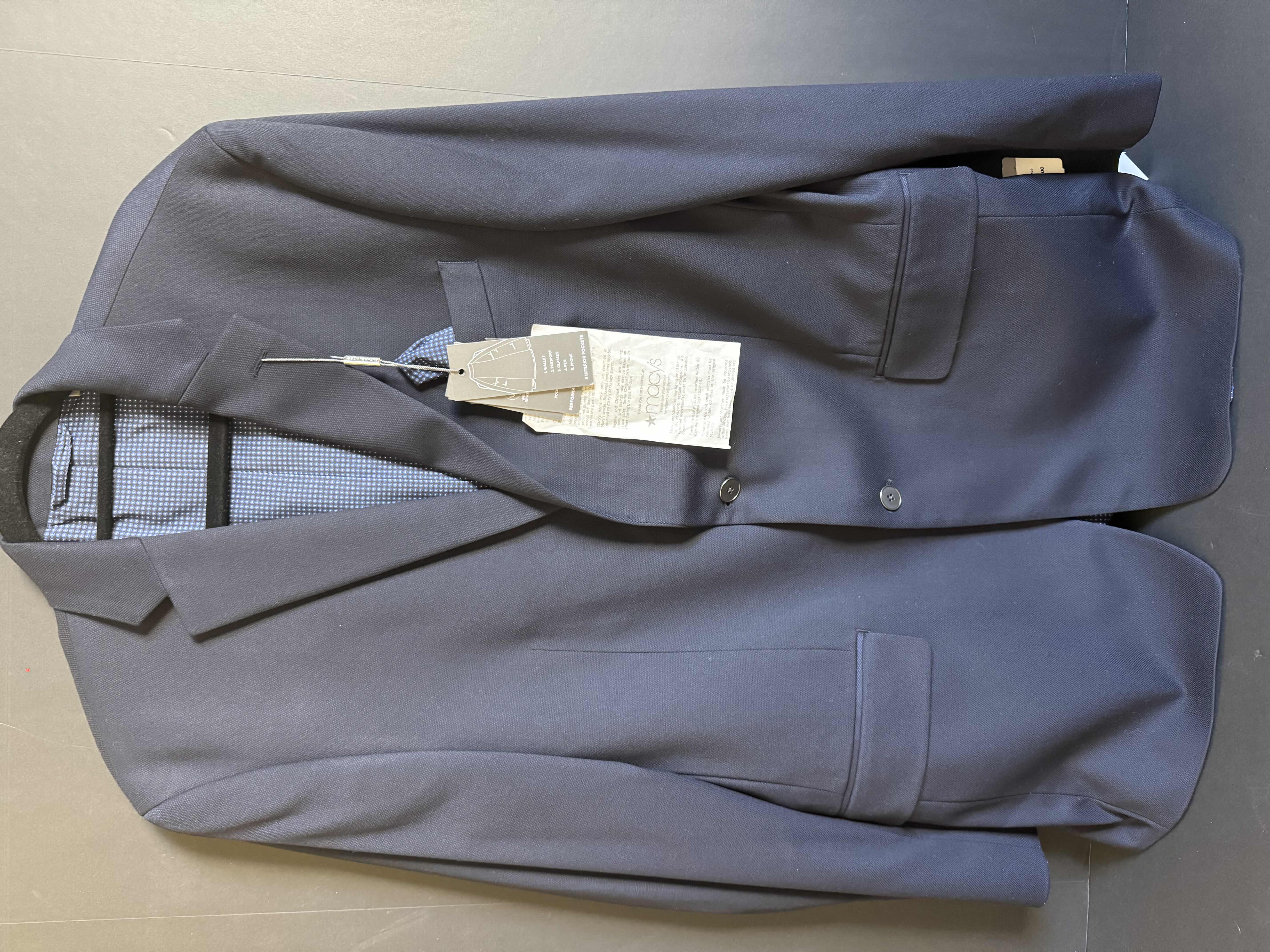 Photo 1 of 295
BRAND NEW MENS NAVY BLUE MICHAEL KORS SPORT COAT SIZE 42 LONG