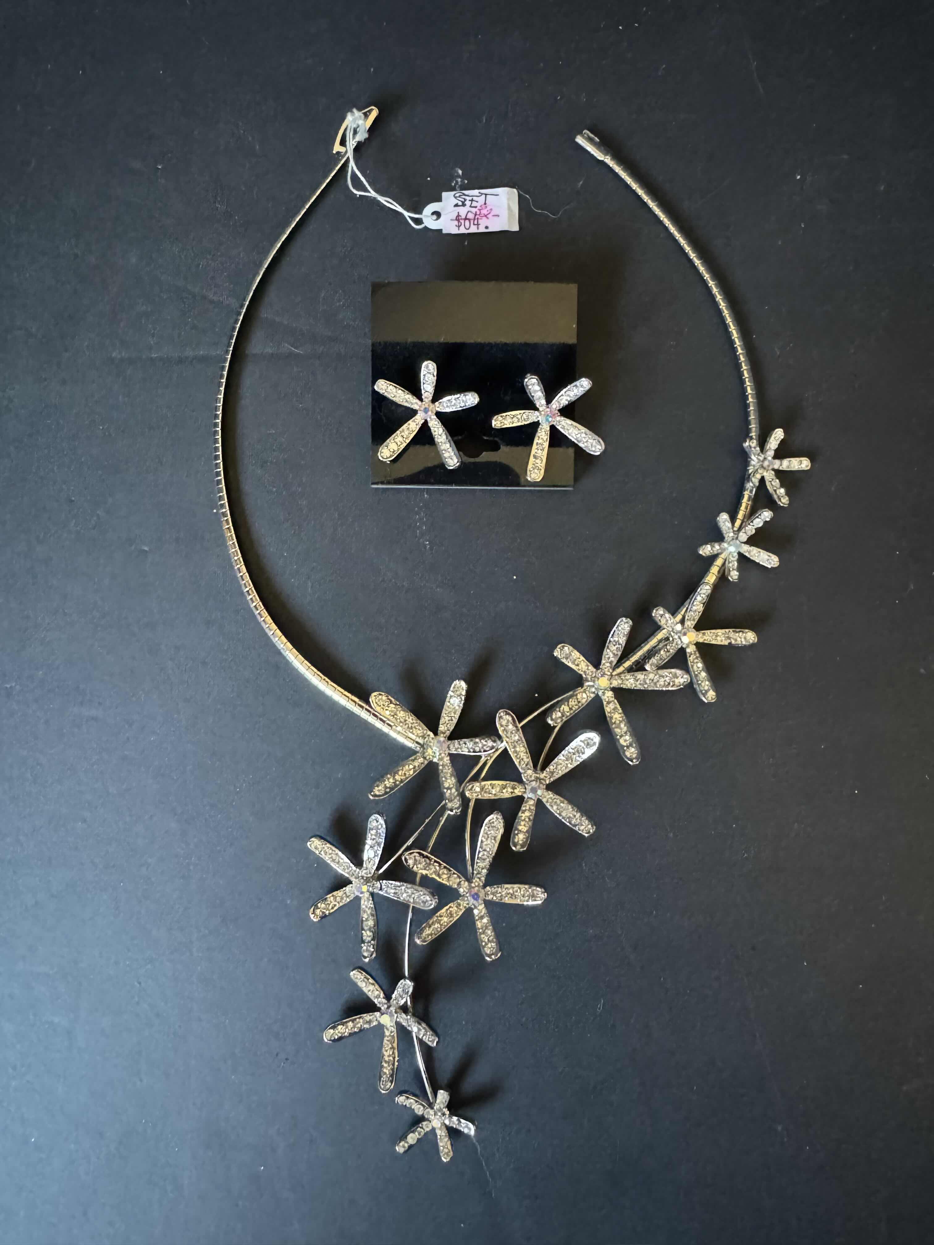 Photo 1 of 30
FASHION JEWELRY NECKLACE AND EARRING SET, SILVER PLATED