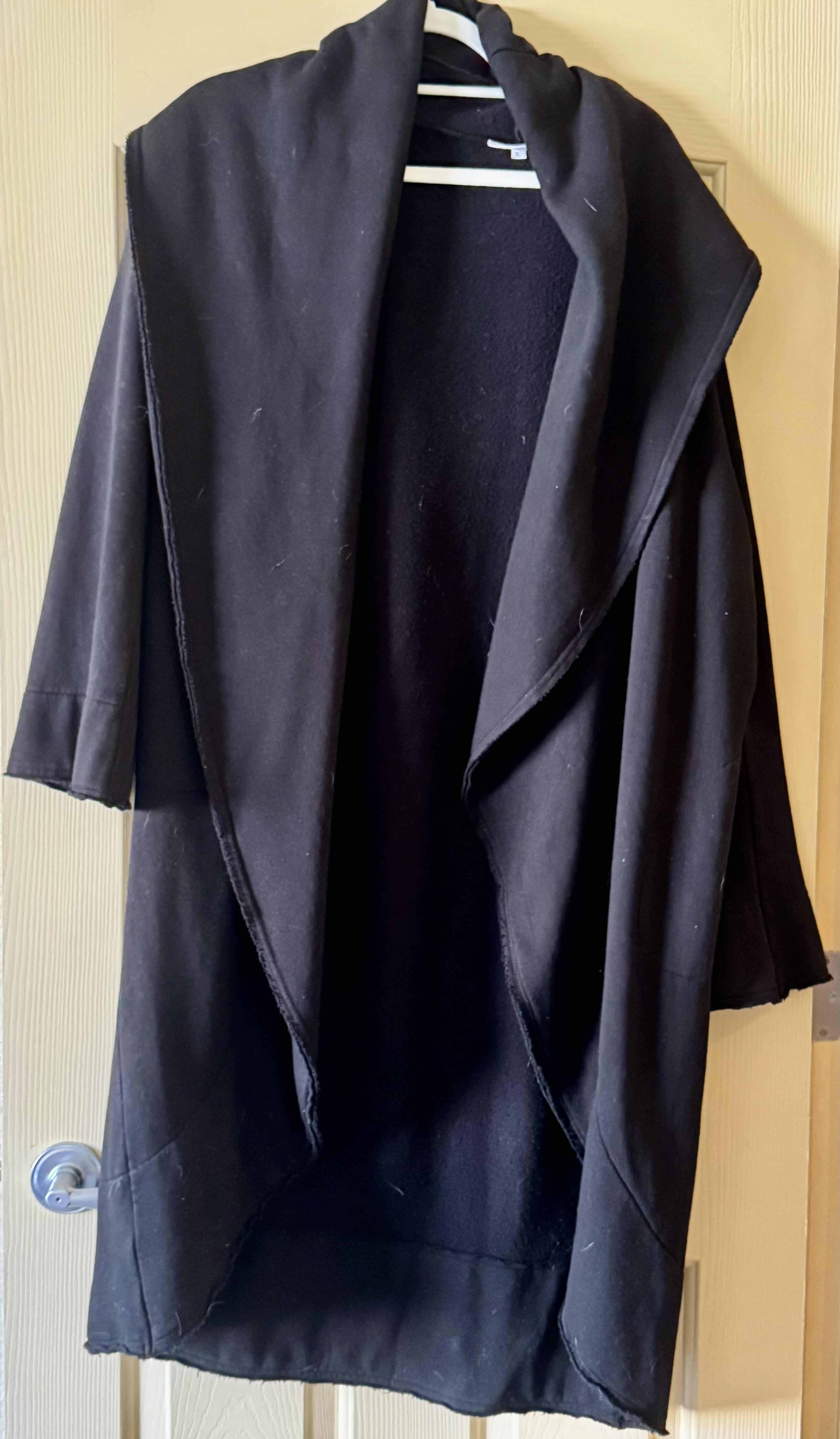 Photo 1 of BLACK WOMENS WRAP WITH ARMS SIZE L