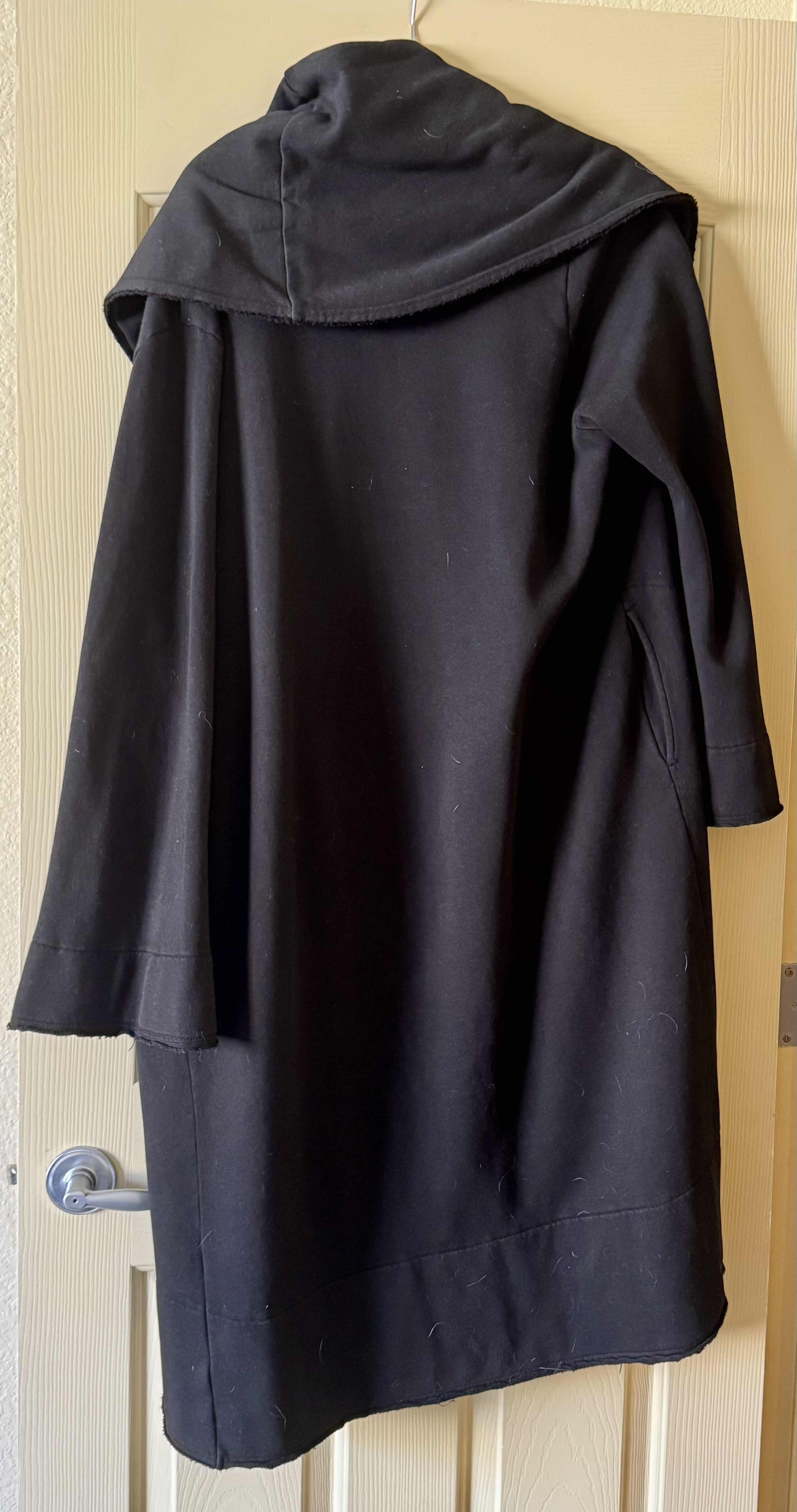 Photo 1 of BLACK WOMENS WRAP WITH ARMS SIZE L