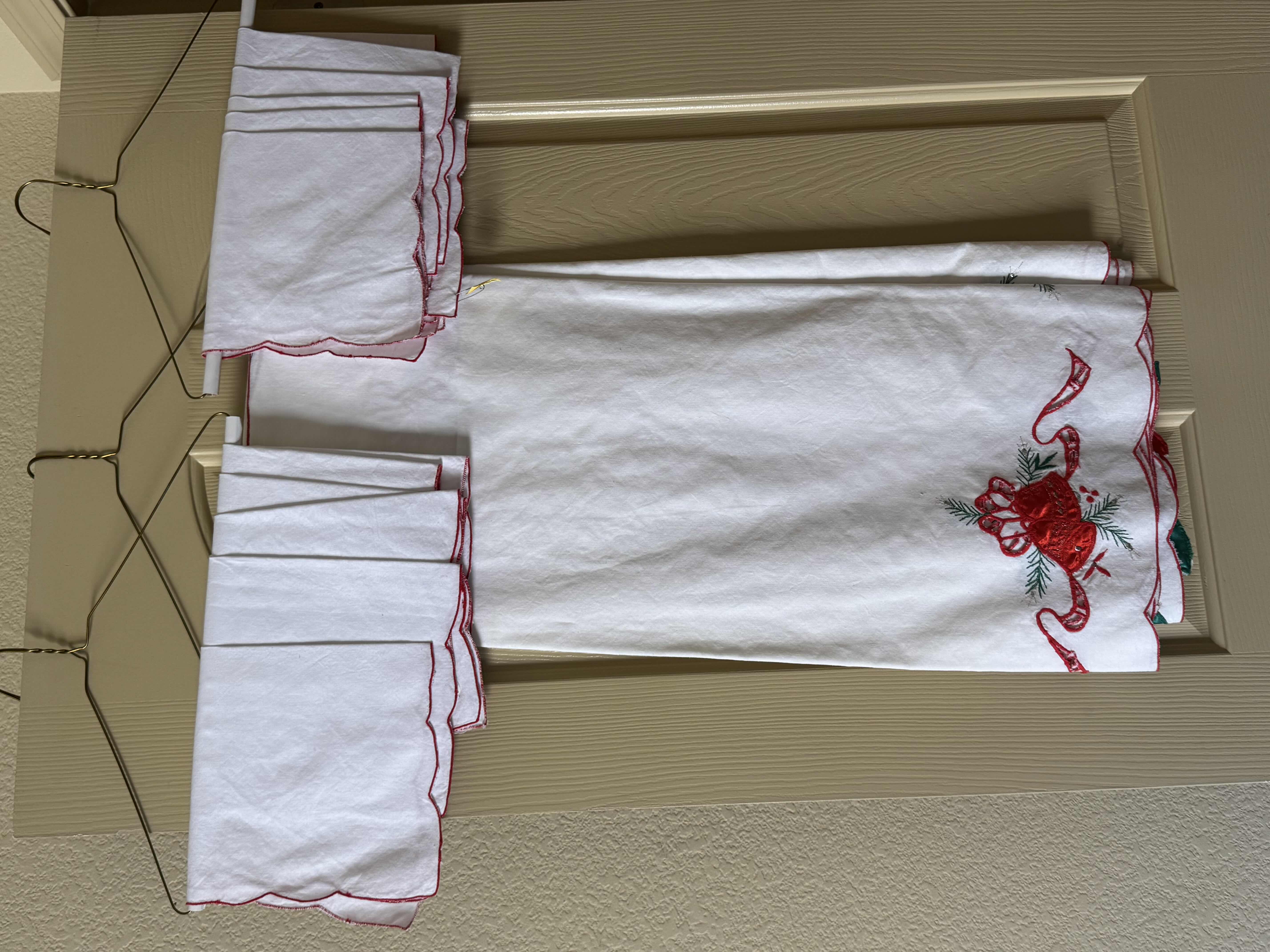 Photo 1 of CHRISTMAS TABLE LINENS