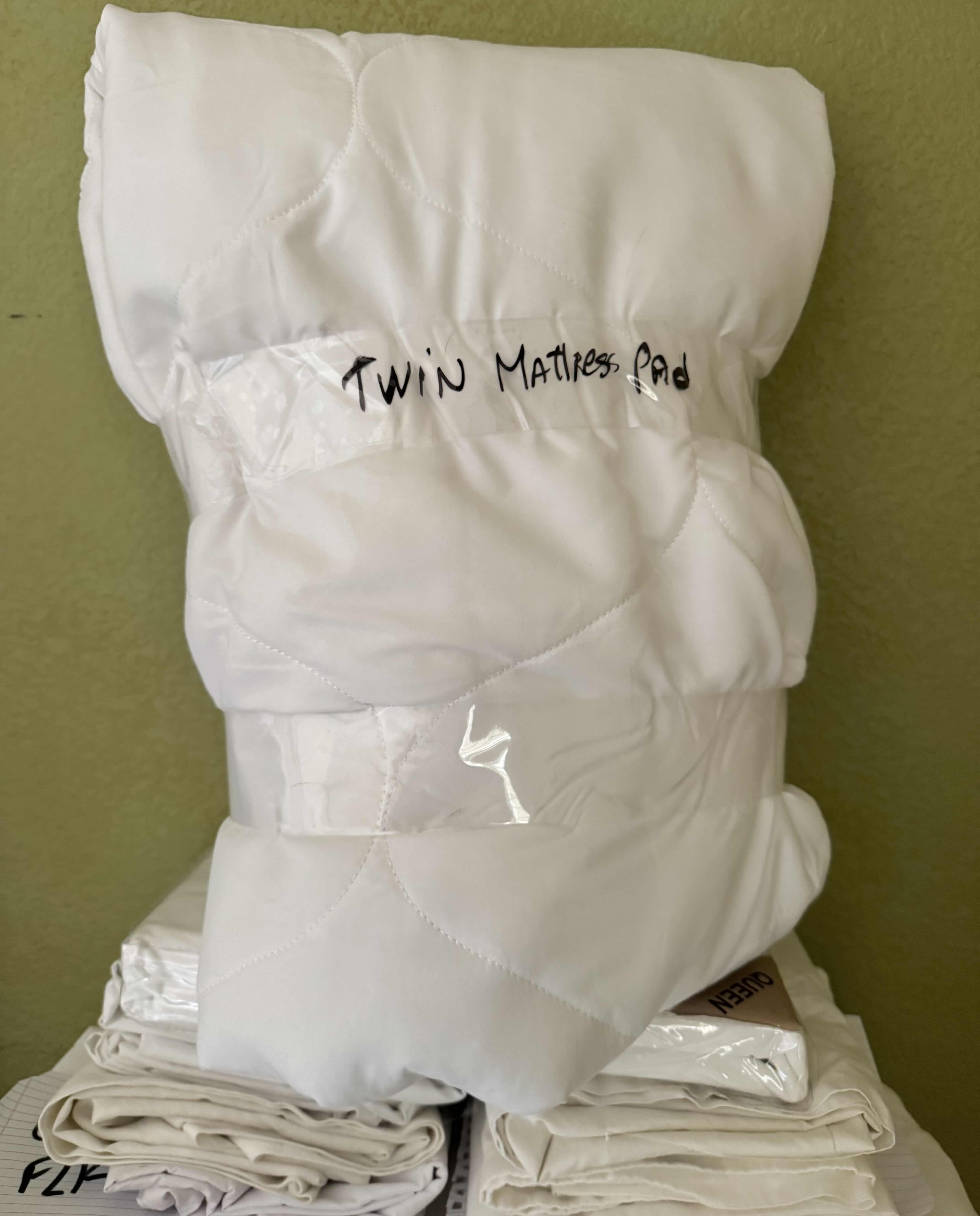 Photo 1 of ASSORTED LINNEN ITEMS, SIZE TWIN AND QUEEN